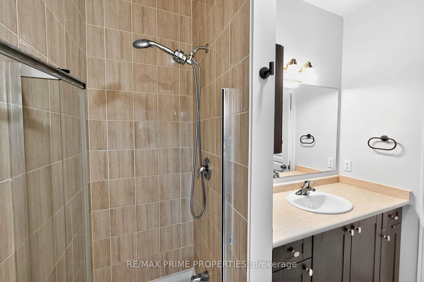 Photo 31 of 14 Primo Road, Brampton, Northwest Brampton — HOMEH
