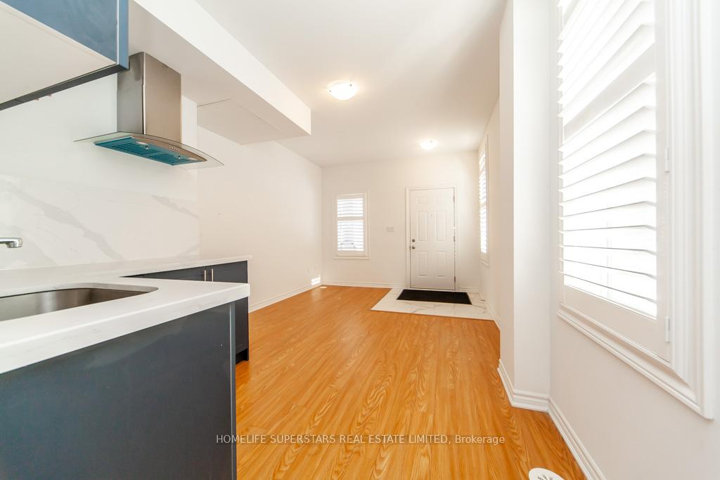 Photo 3 of Unit 1, 1 Ormand Terrace, Caledon, Rural Caledon — HOMEH