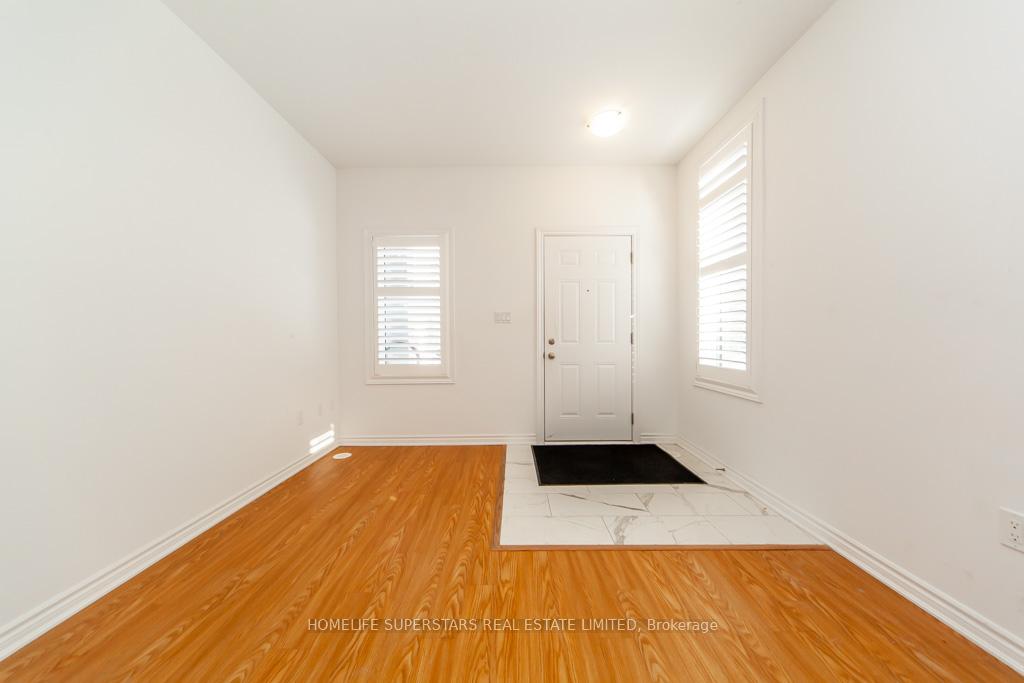 Photo 5 of Unit 1, 1 Ormand Terrace, Caledon, Rural Caledon — HOMEH