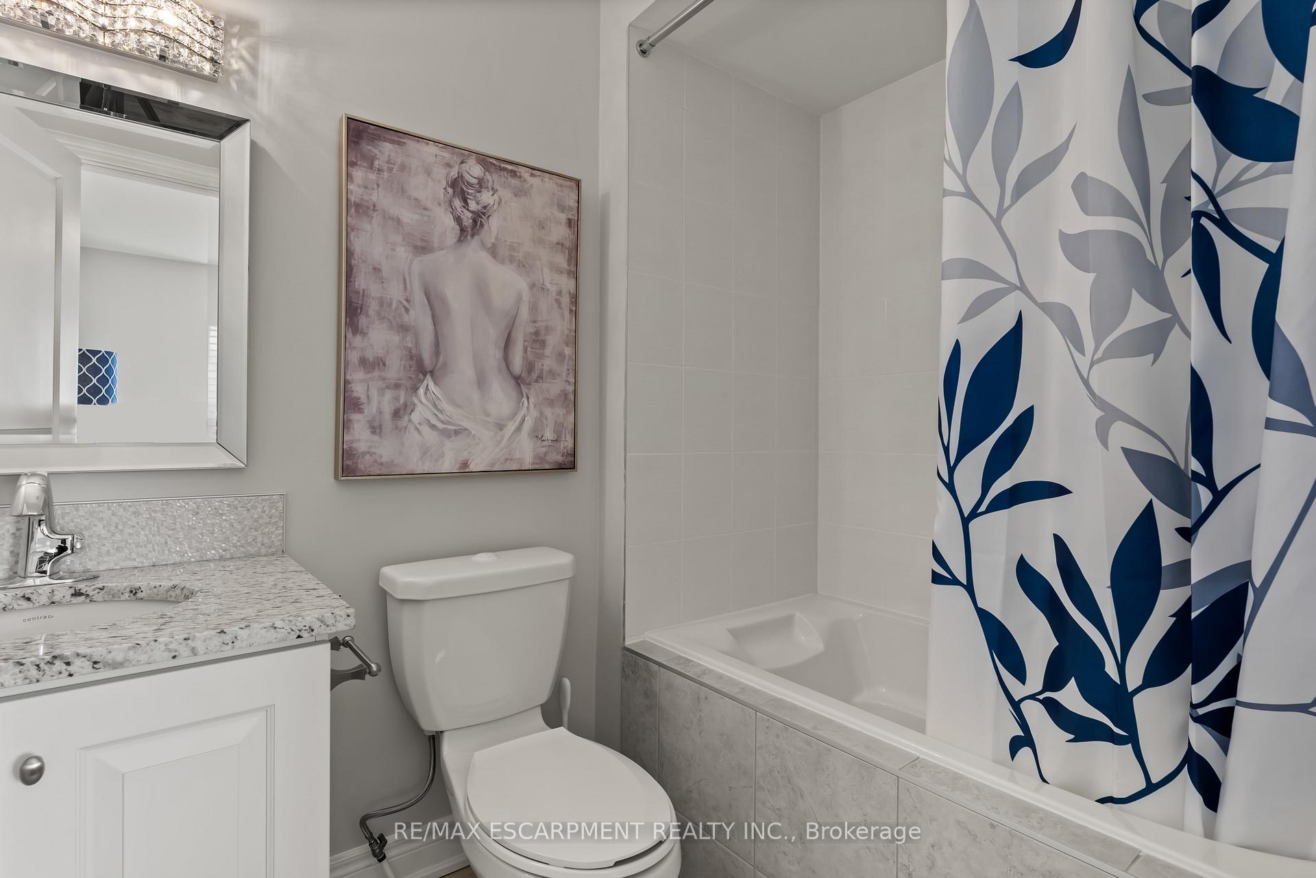 Photo 27 of 129 Fingland Crescent, Hamilton, Waterdown — HOMEH