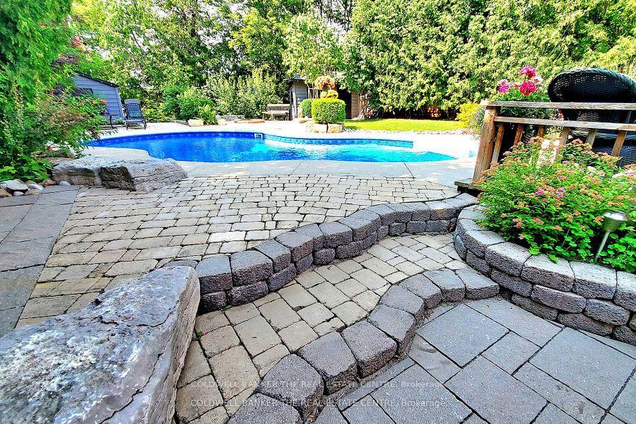 Photo 32 of 225 Hickman Street, Caledon, Bolton West — HOMEH