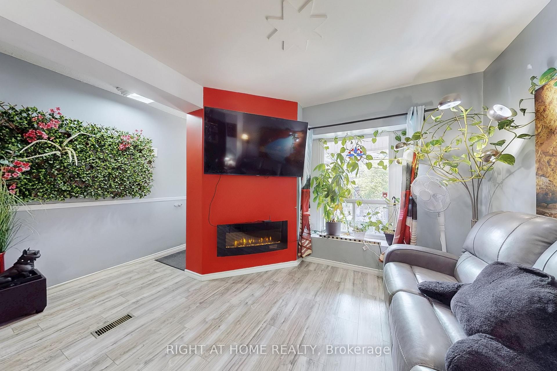 Photo 4 of 89 Keith Street, Hamilton, Landsdale — HOMEH
