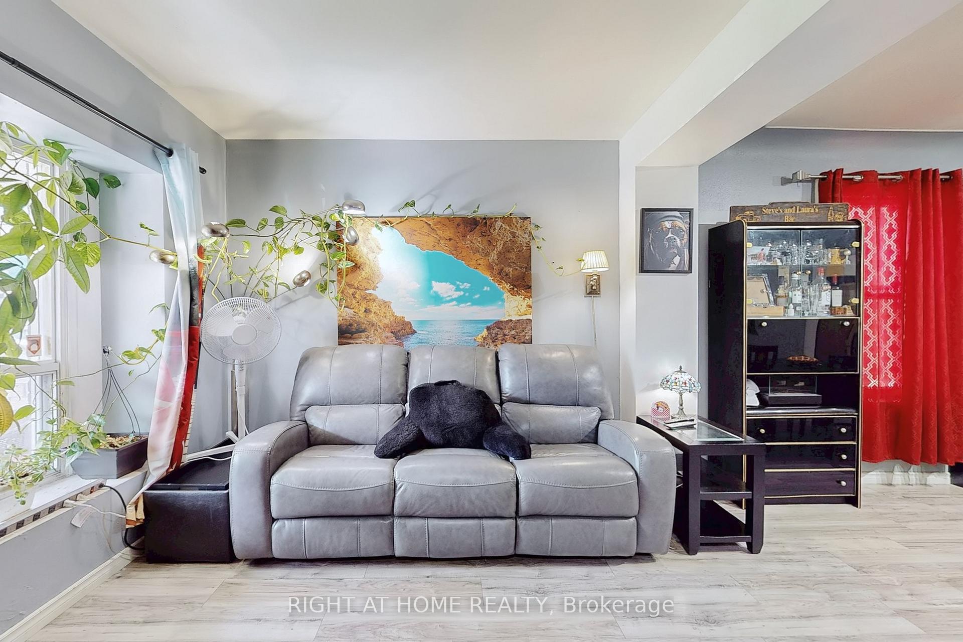 Photo 5 of 89 Keith Street, Hamilton, Landsdale — HOMEH