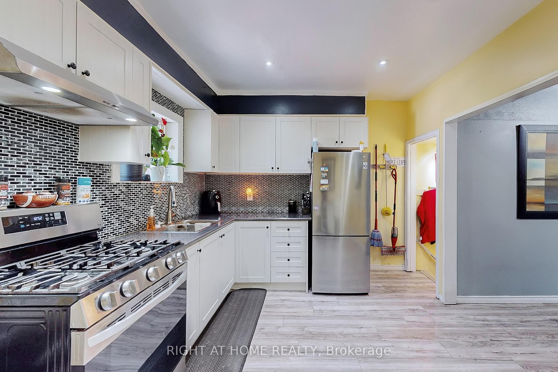 Photo 14 of 89 Keith Street, Hamilton, Landsdale — HOMEH