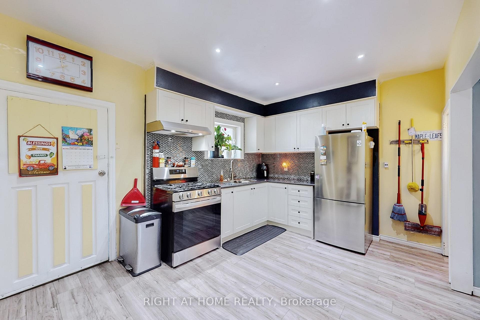 Photo 15 of 89 Keith Street, Hamilton, Landsdale — HOMEH