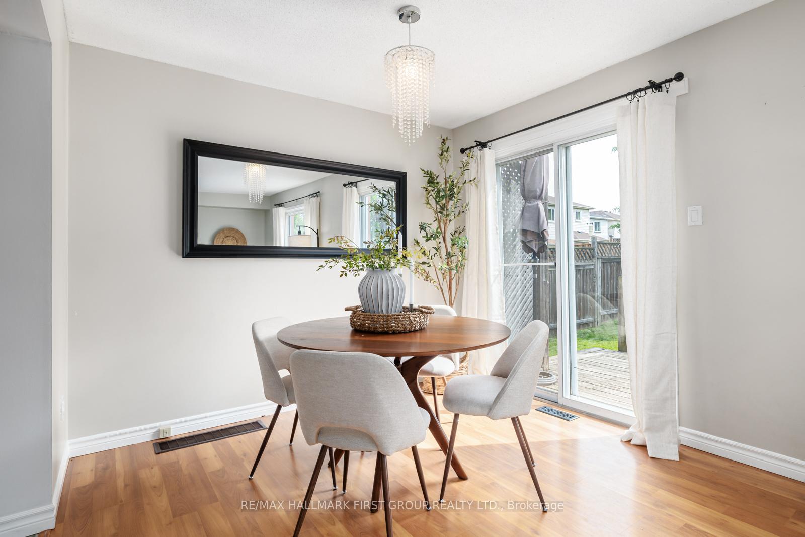 Photo 11 of 25 Kershaw Street, Clarington, Bowmanville — HOMEH