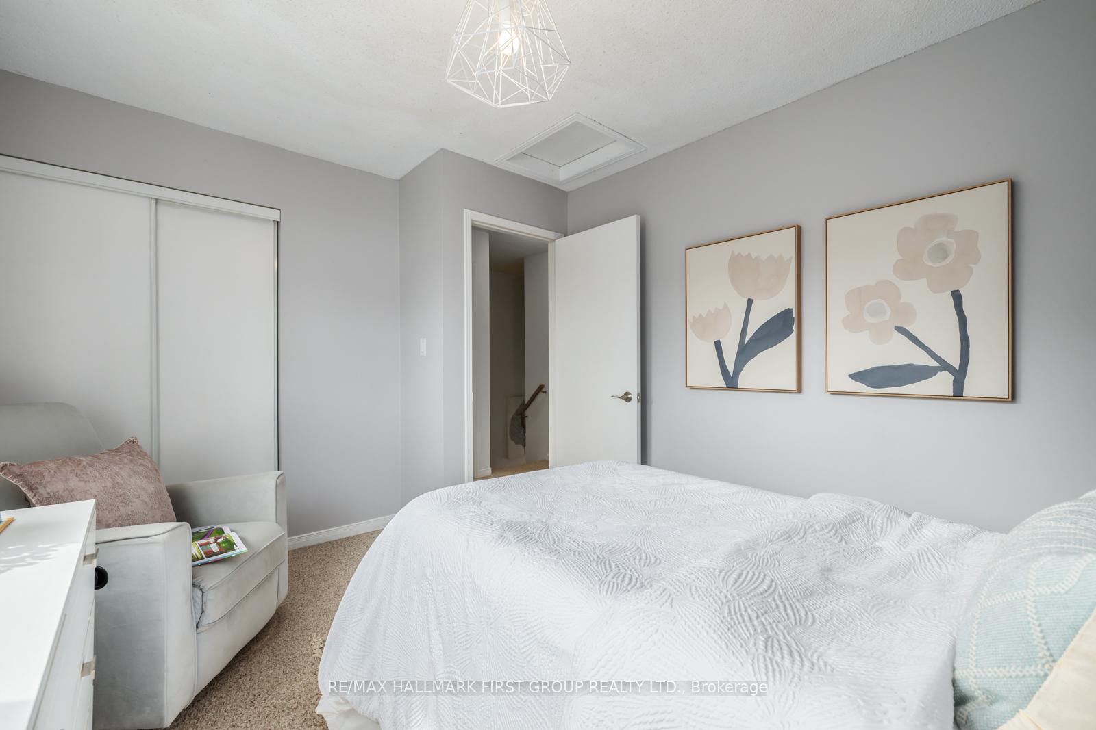 Photo 21 of 25 Kershaw Street, Clarington, Bowmanville — HOMEH