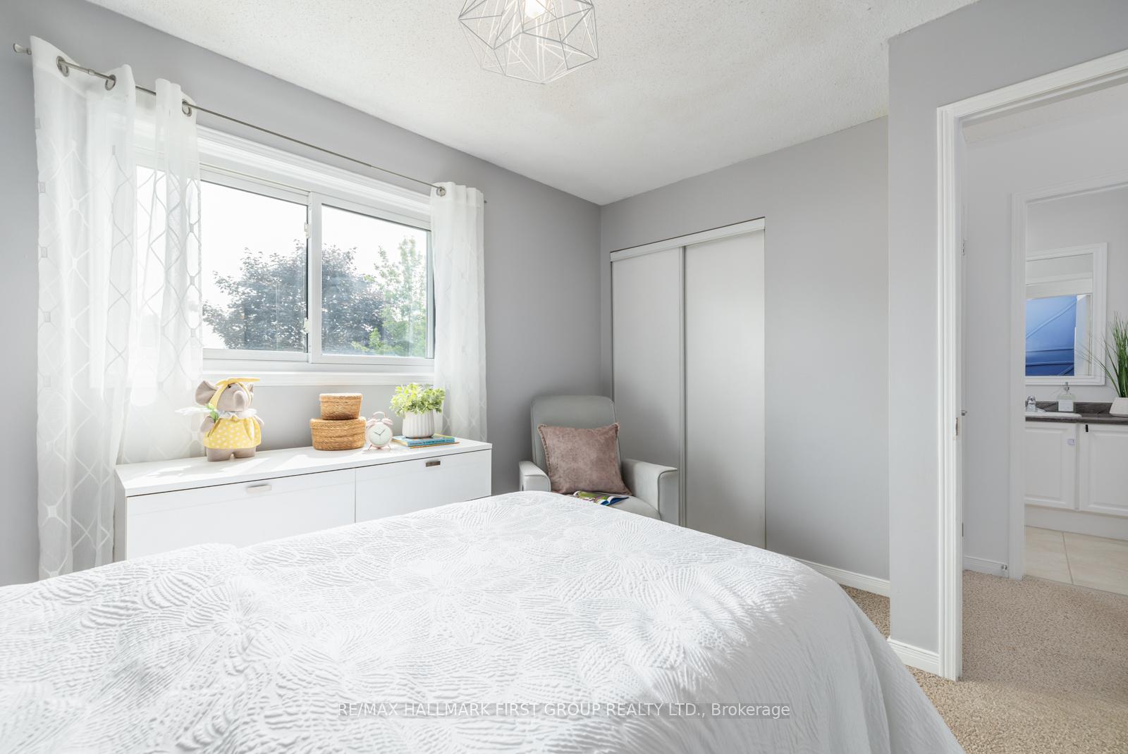 Photo 22 of 25 Kershaw Street, Clarington, Bowmanville — HOMEH