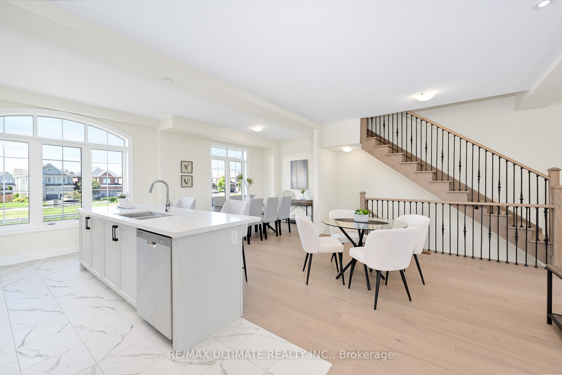 Photo 9 of 67 Hayrake Street, Brampton, Snelgrove — HOMEH