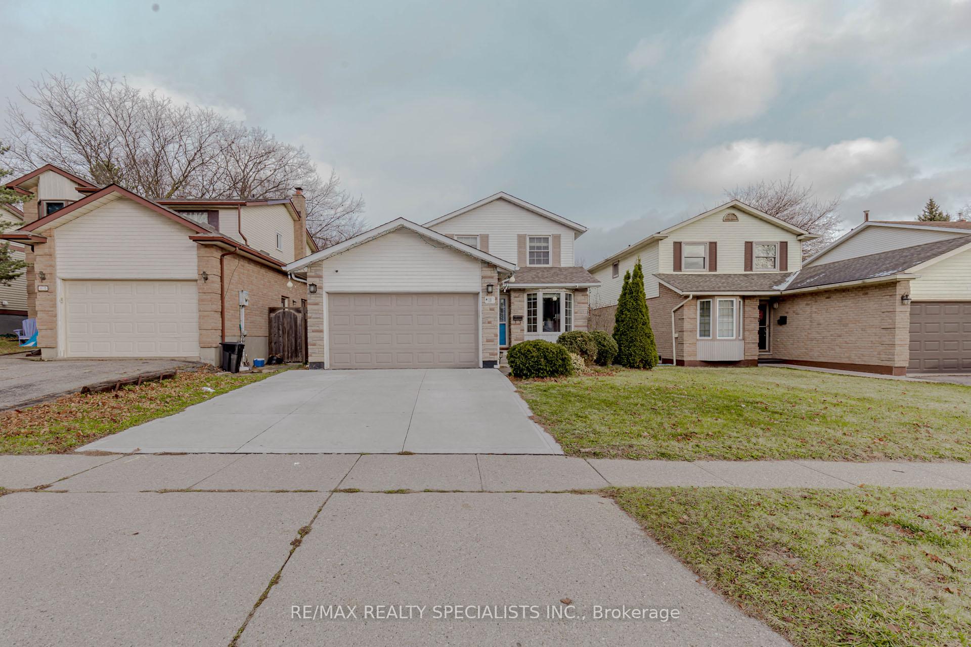 Photo 2 of 15 Cindy Avenue, Cambridge — HOMEH