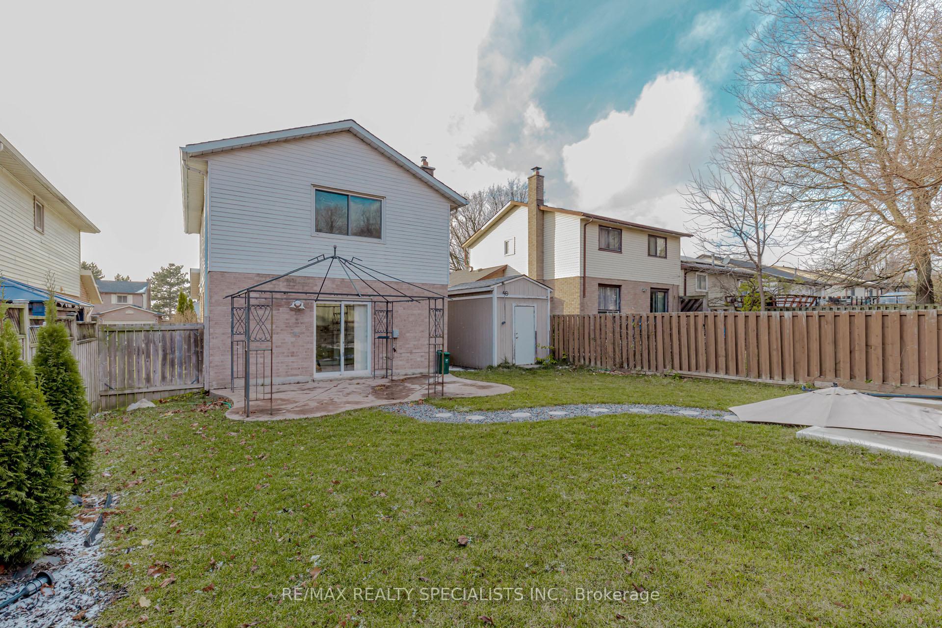 Photo 31 of 15 Cindy Avenue, Cambridge — HOMEH