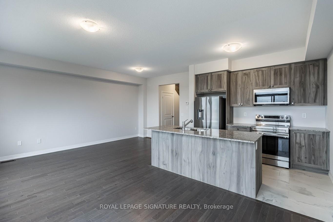 Photo 9 of 56 Freedom Crescent, Hamilton, Mount Hope — HOMEH