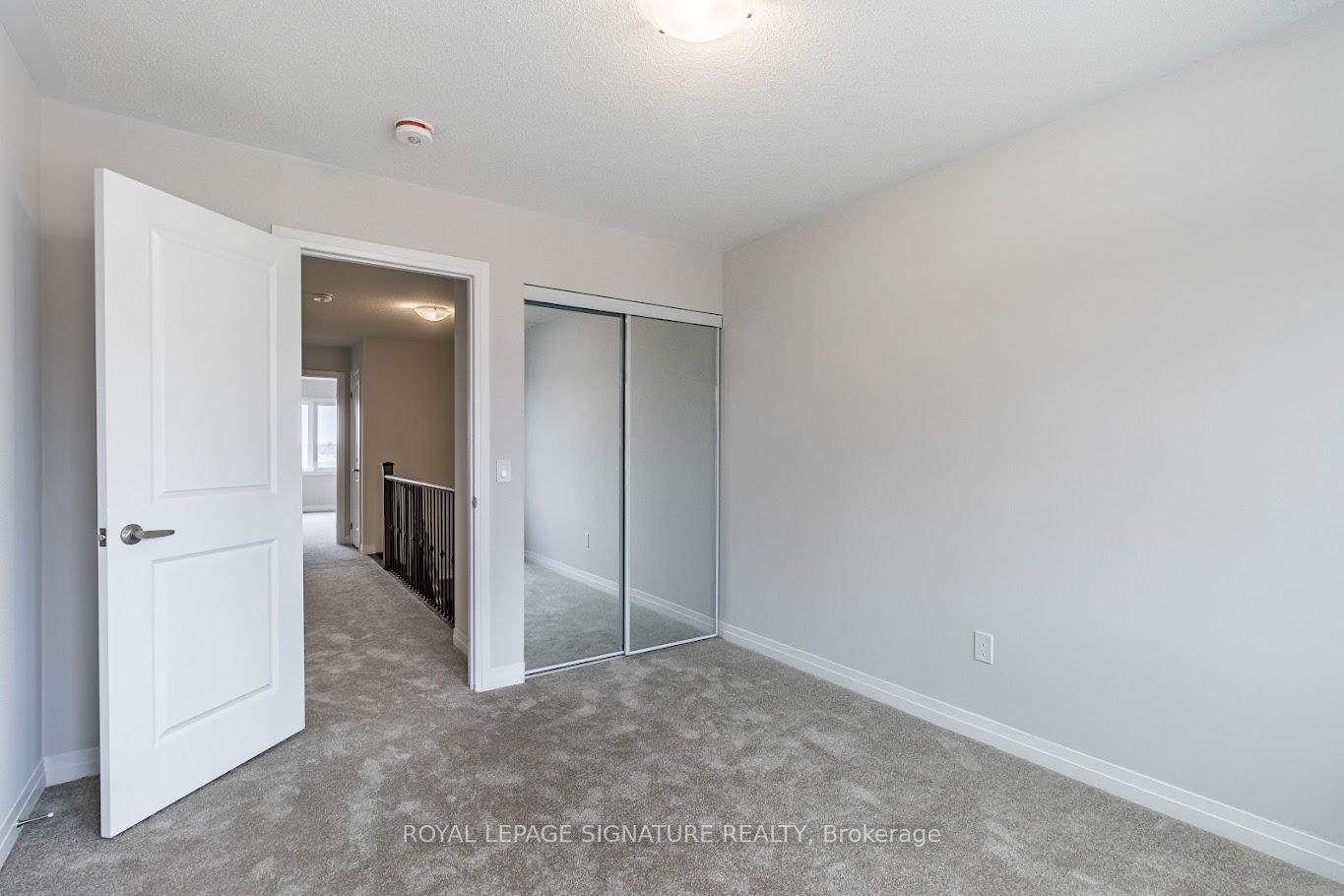 Photo 31 of 56 Freedom Crescent, Hamilton, Mount Hope — HOMEH
