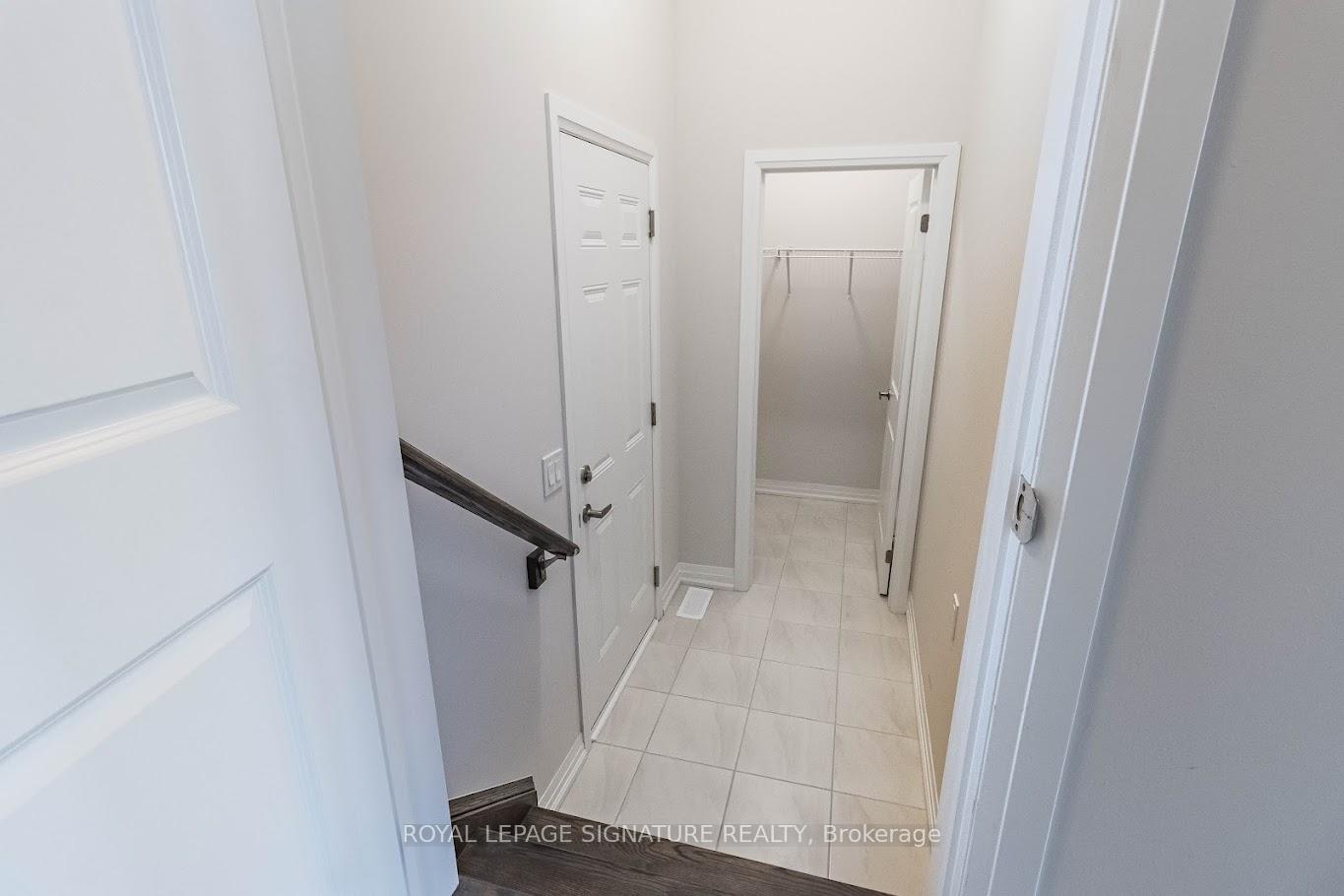 Photo 38 of 56 Freedom Crescent, Hamilton, Mount Hope — HOMEH