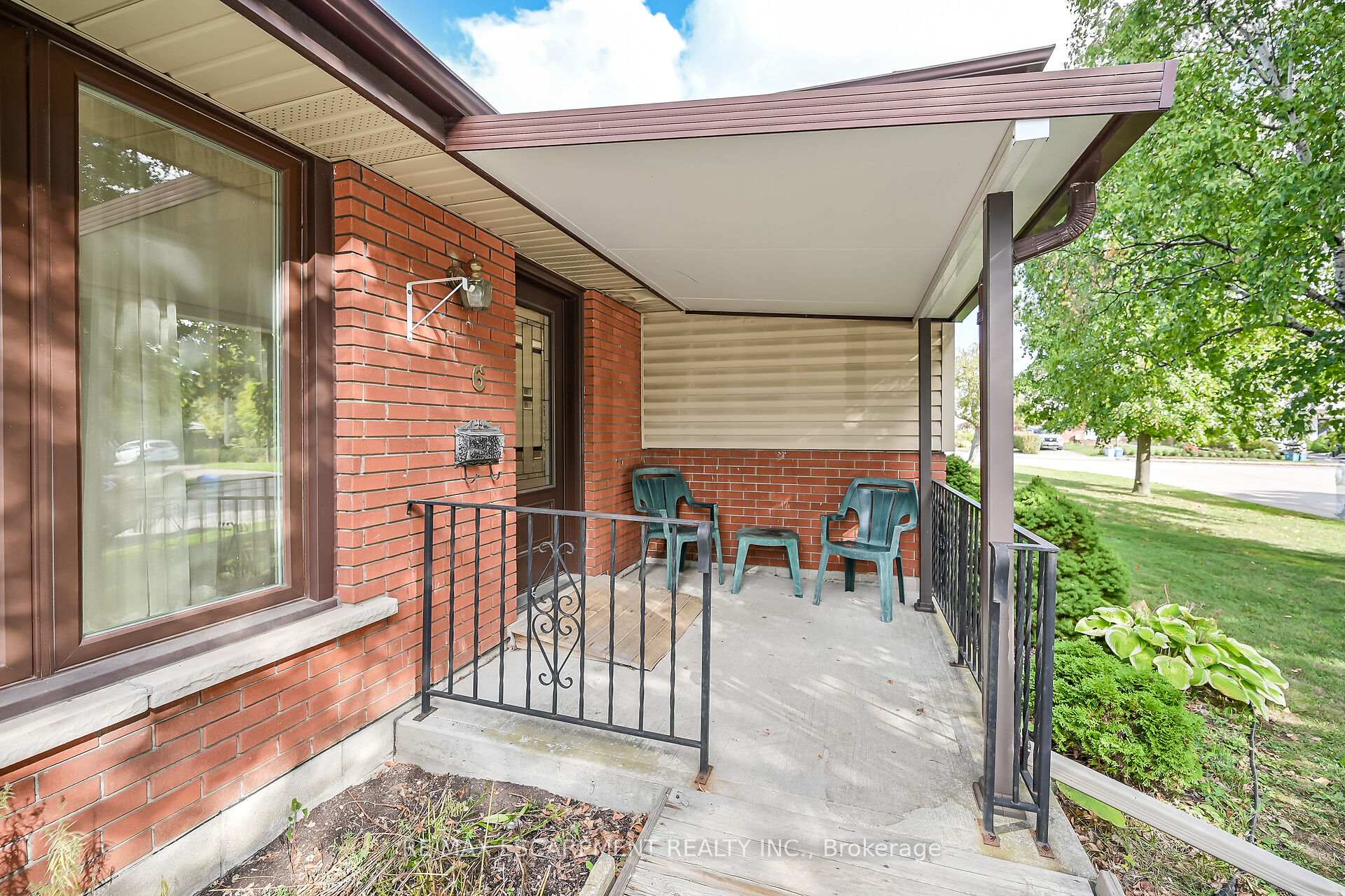 Photo 5 of 6 Kirkland Avenue, Hamilton, Lawfield — HOMEH