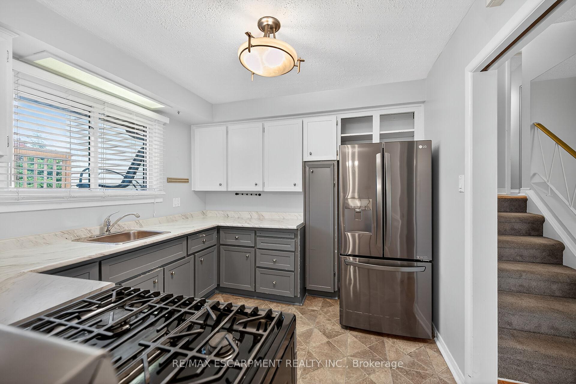 Photo 21 of 6 Kirkland Avenue, Hamilton, Lawfield — HOMEH