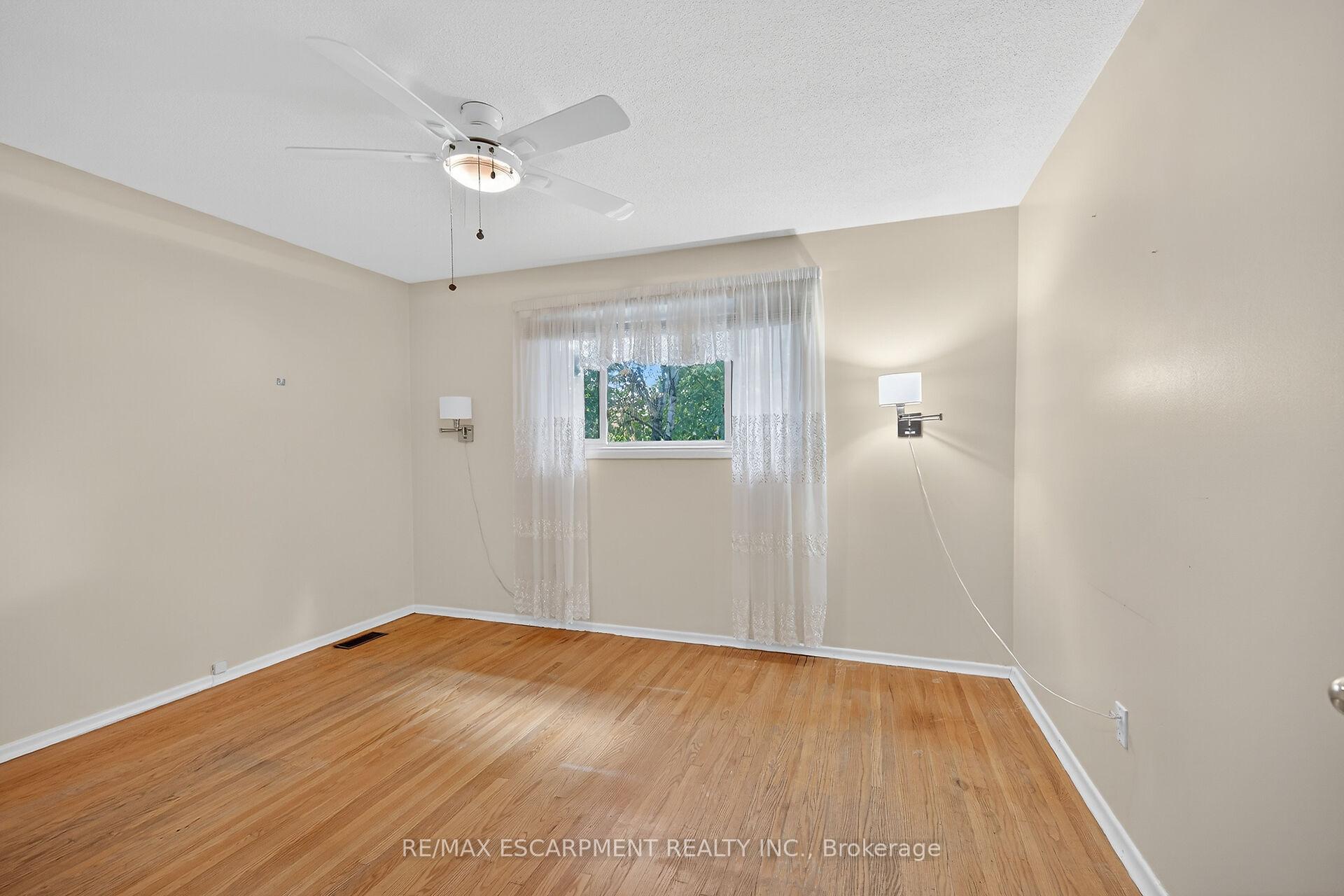 Photo 23 of 6 Kirkland Avenue, Hamilton, Lawfield — HOMEH