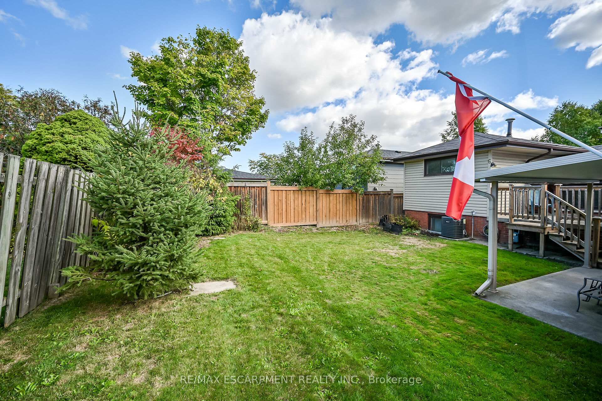 Photo 46 of 6 Kirkland Avenue, Hamilton, Lawfield — HOMEH