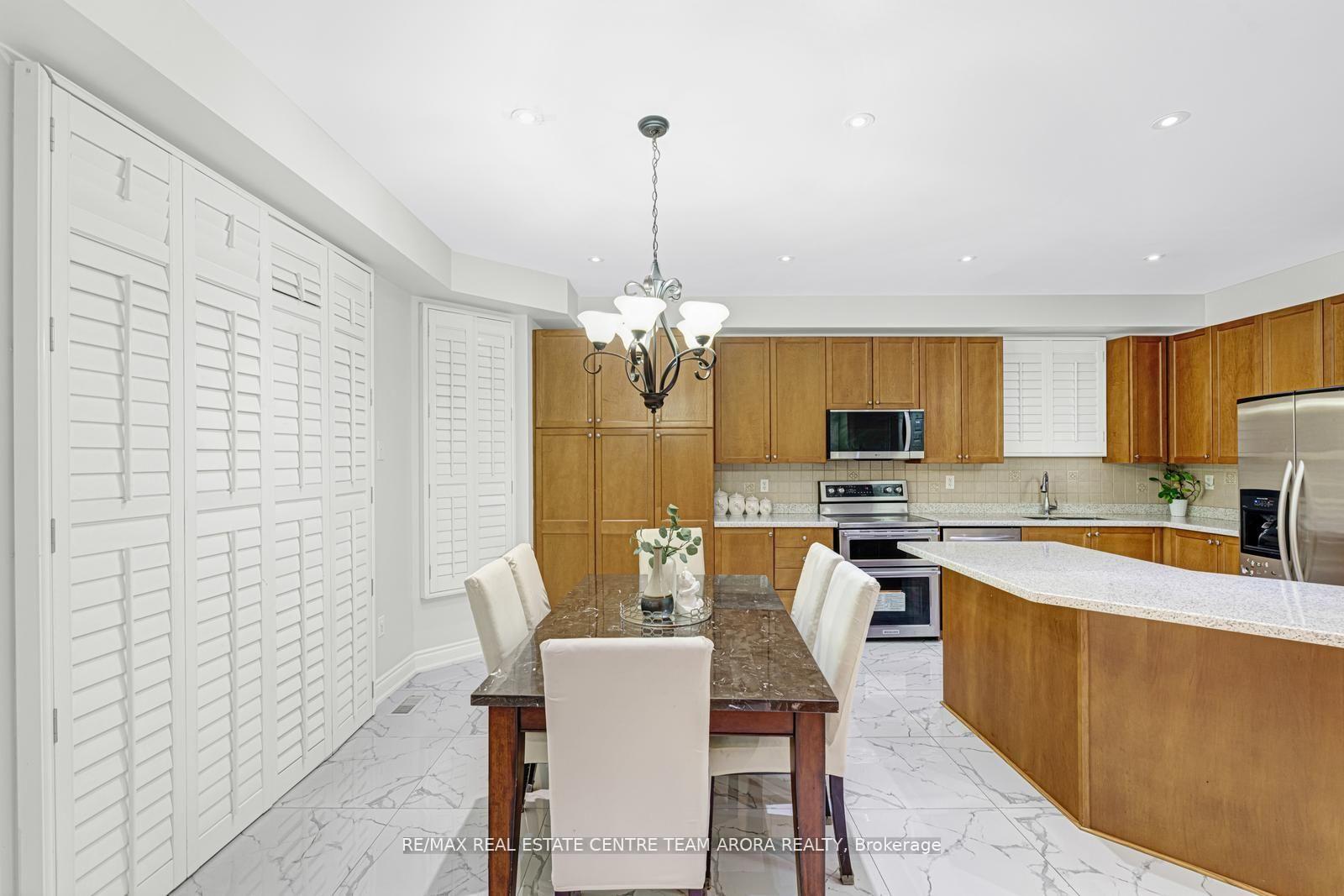 Photo 16 of 22 Outlook Avenue, Brampton, Bram West — HOMEH