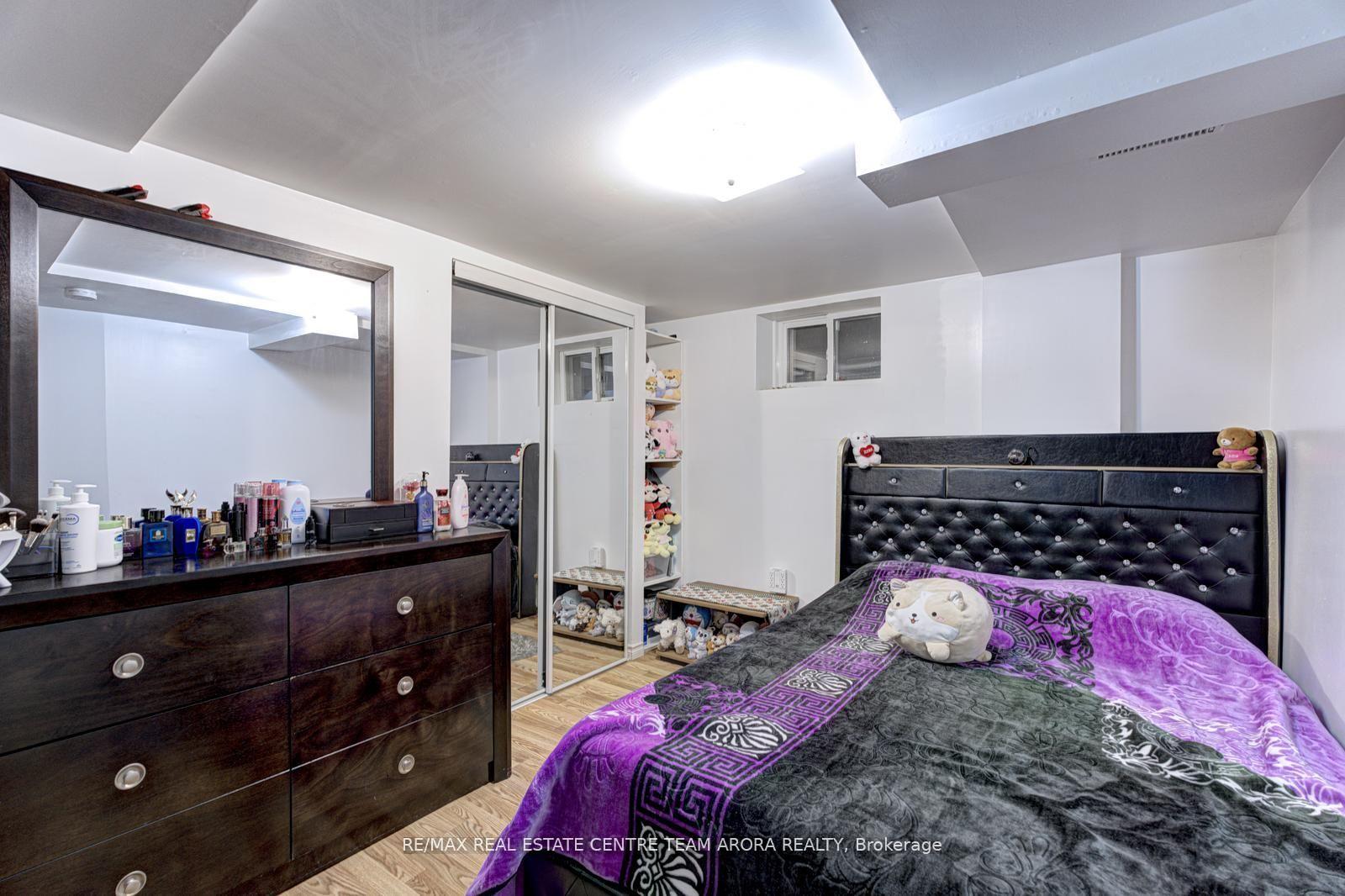 Photo 44 of 22 Outlook Avenue, Brampton, Bram West — HOMEH