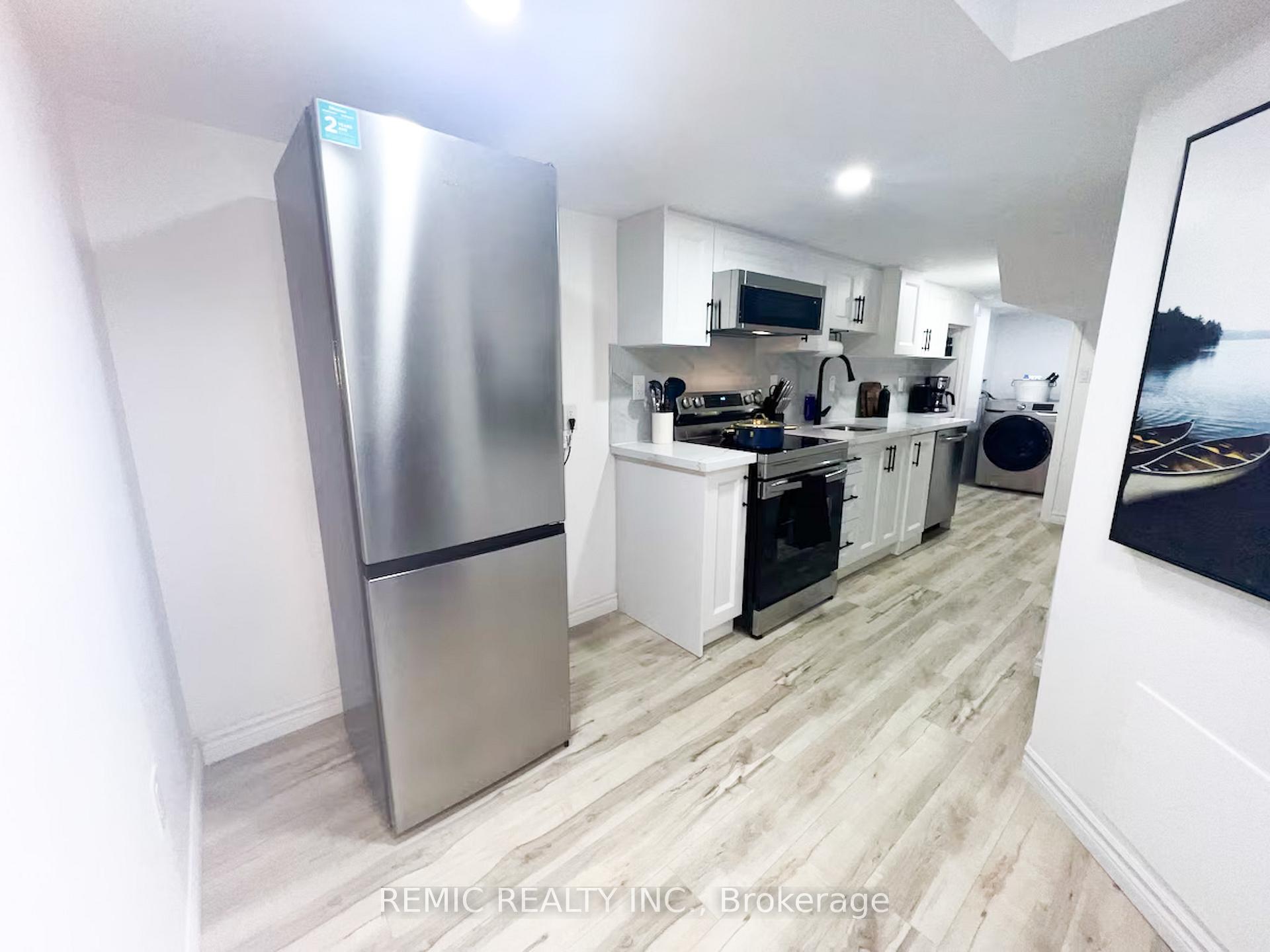 Photo 25 of 36 Sailors Landing, Clarington, Bowmanville — HOMEH