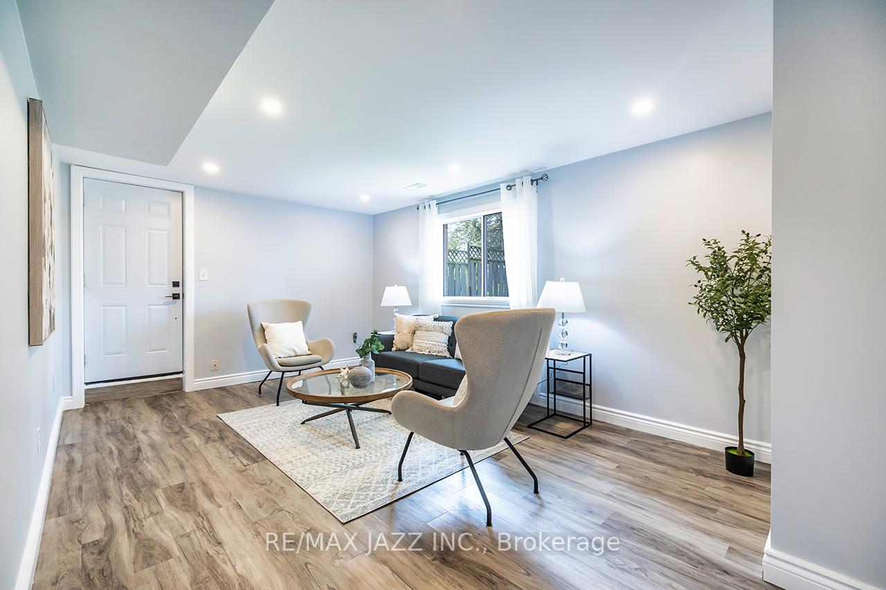 Photo 29 of 22 Dunkin Avenue, Clarington, Courtice — HOMEH