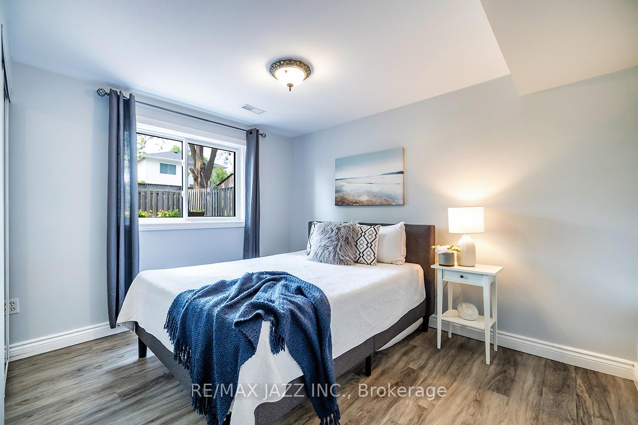Photo 34 of 22 Dunkin Avenue, Clarington, Courtice — HOMEH