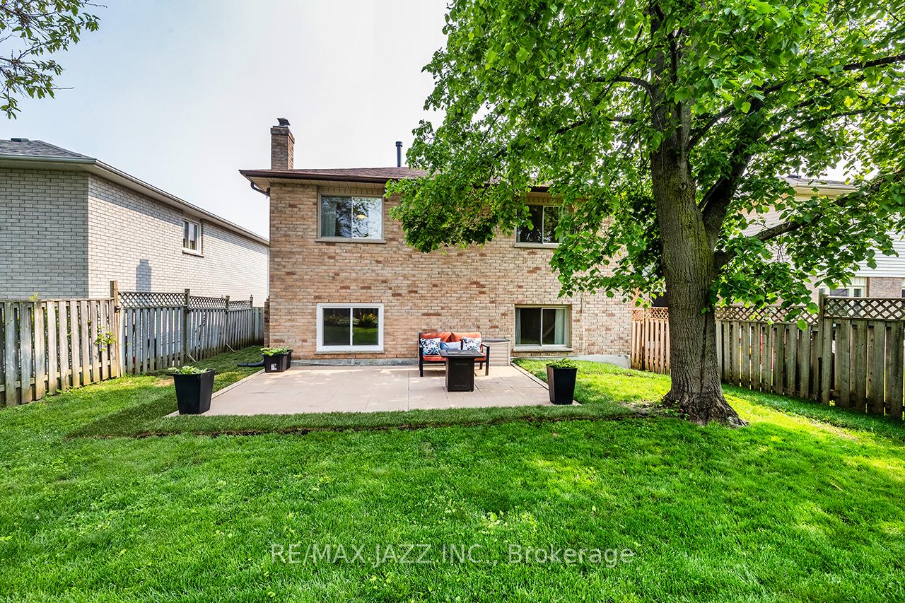 Photo 41 of 22 Dunkin Avenue, Clarington, Courtice — HOMEH