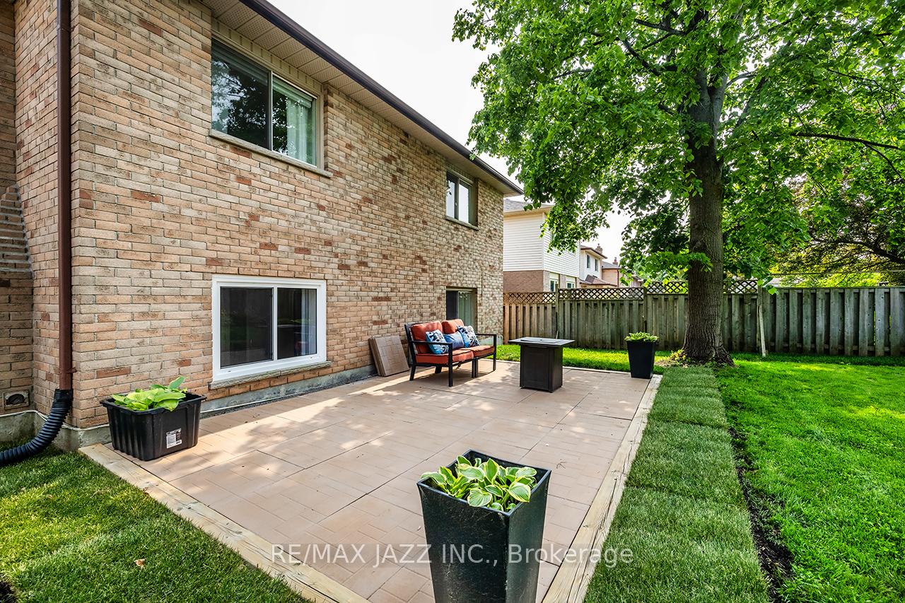 Photo 43 of 22 Dunkin Avenue, Clarington, Courtice — HOMEH