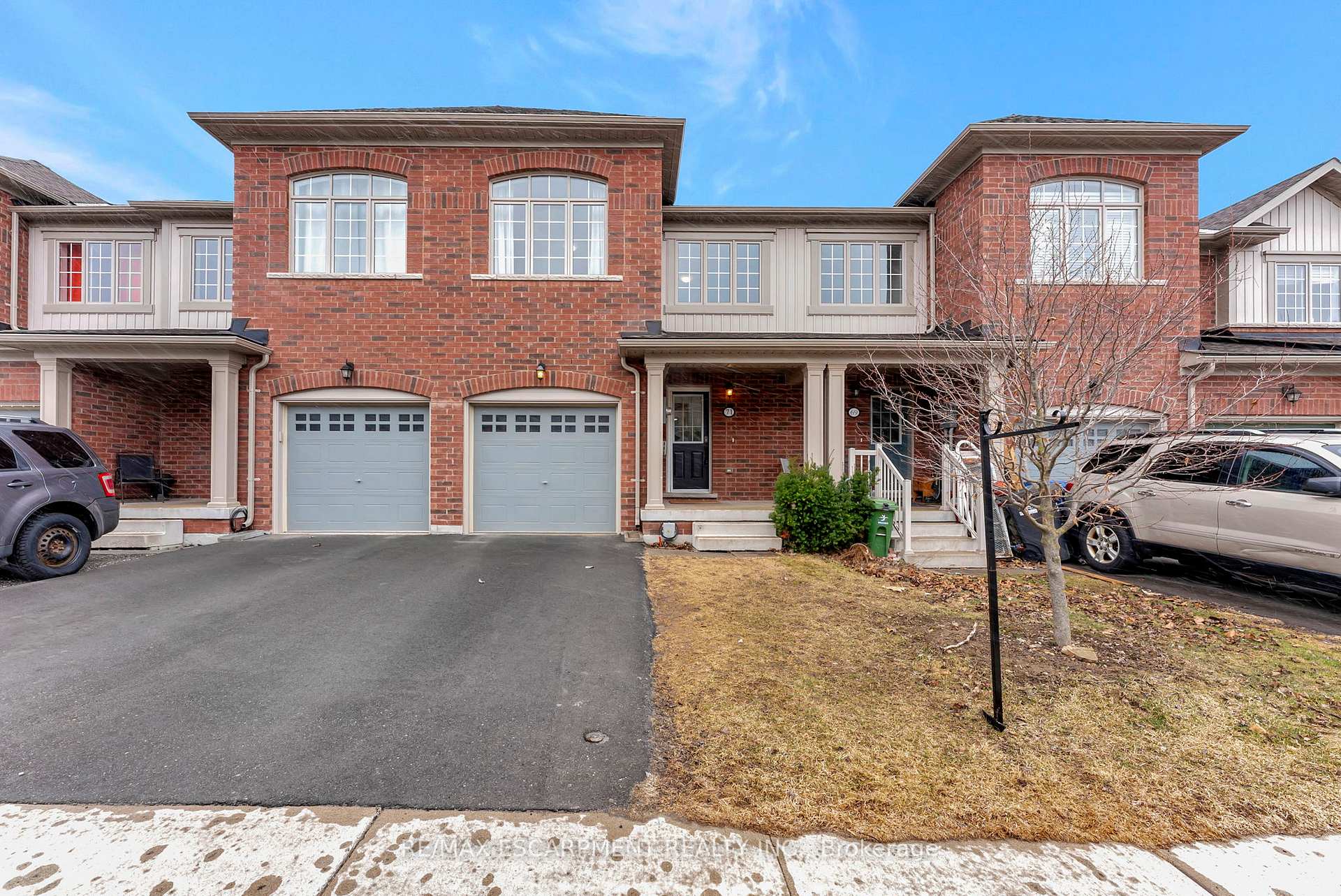 Photo 1 of 71 Pettitt Drive, Guelph, Grange Road — HOMEH