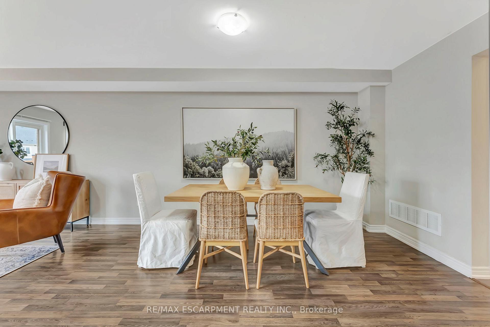 Photo 8 of 71 Pettitt Drive, Guelph, Grange Road — HOMEH