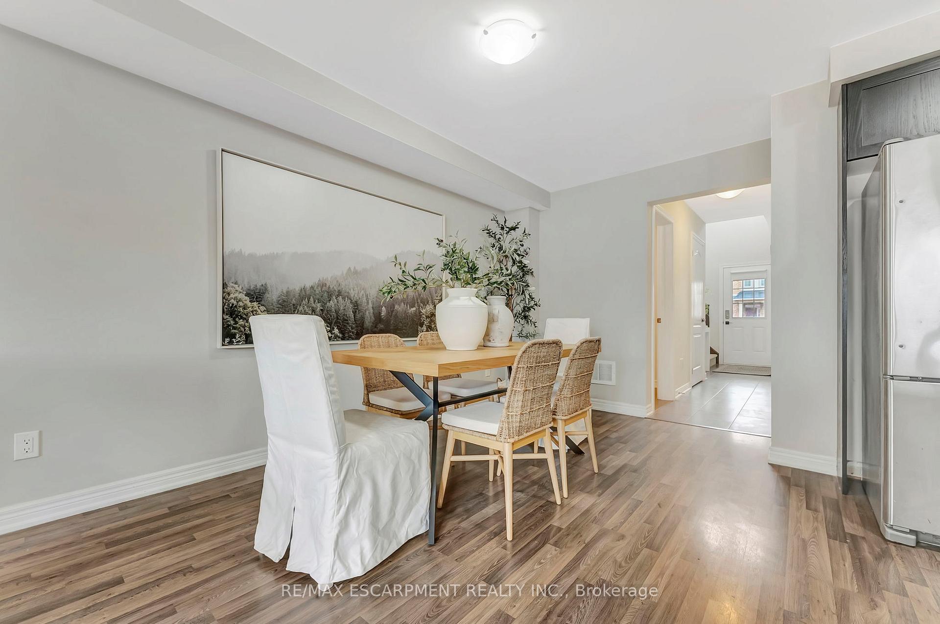 Photo 16 of 71 Pettitt Drive, Guelph, Grange Road — HOMEH