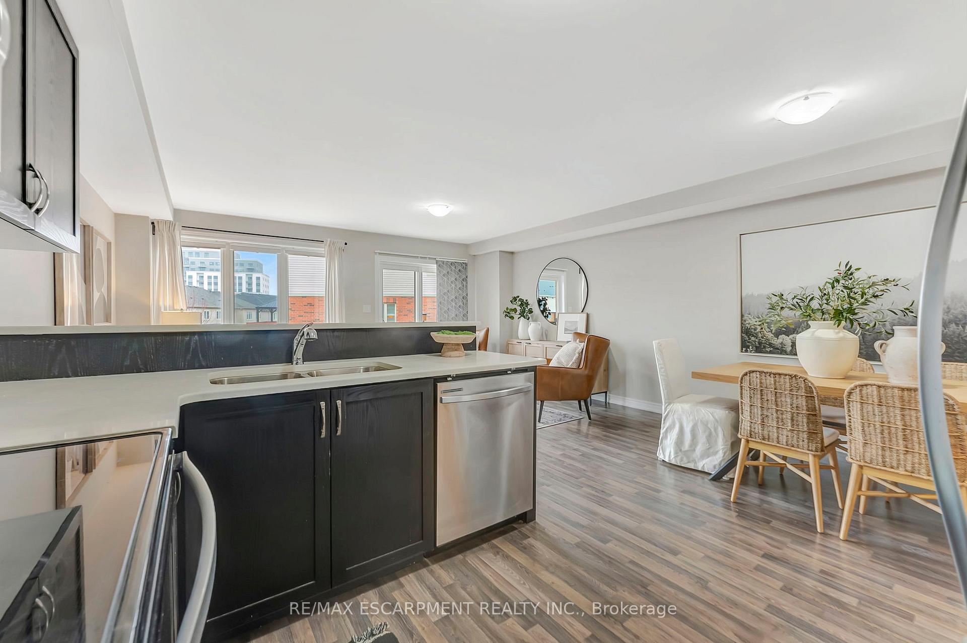 Photo 17 of 71 Pettitt Drive, Guelph, Grange Road — HOMEH