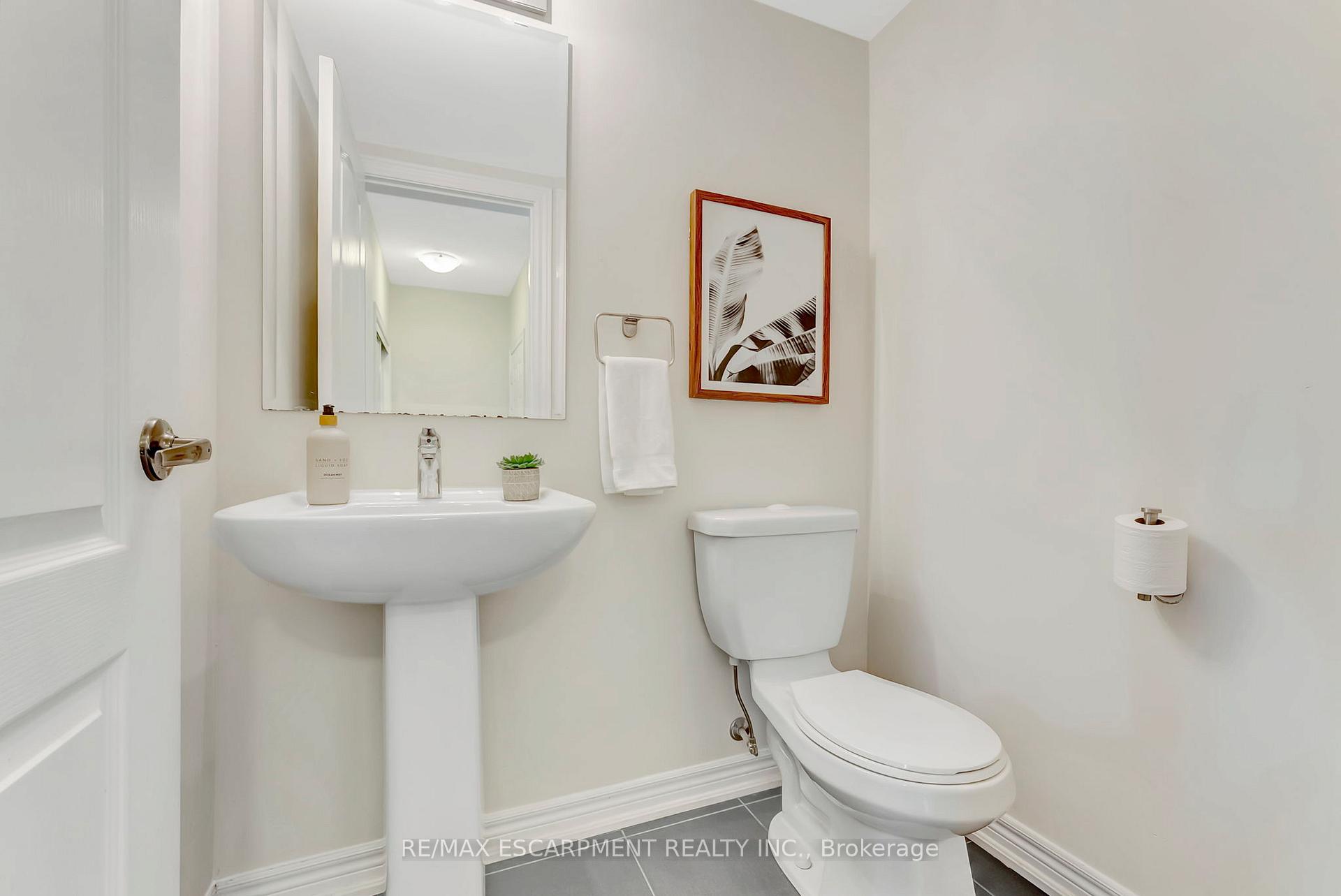 Photo 18 of 71 Pettitt Drive, Guelph, Grange Road — HOMEH