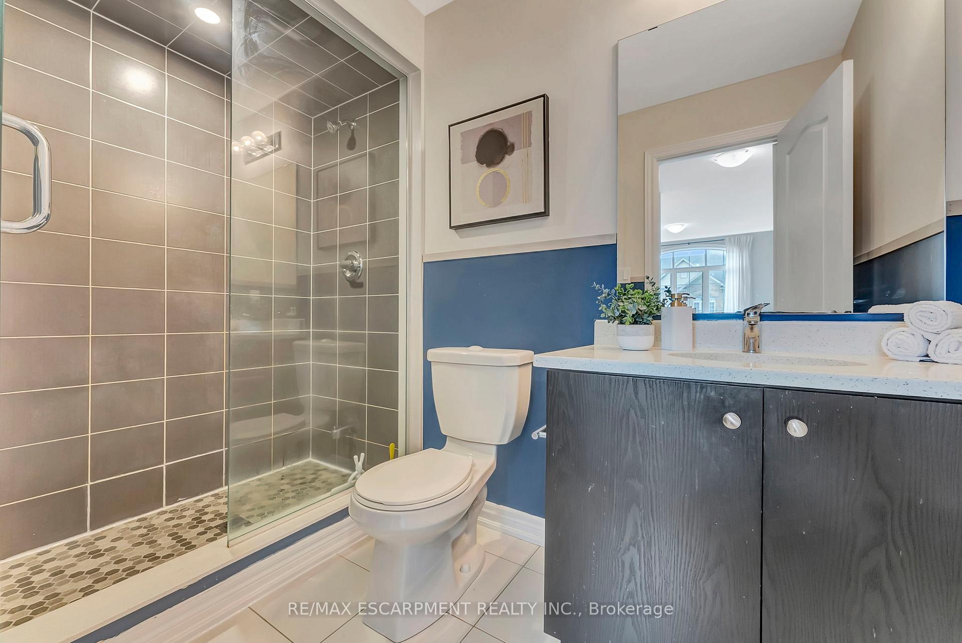 Photo 24 of 71 Pettitt Drive, Guelph, Grange Road — HOMEH