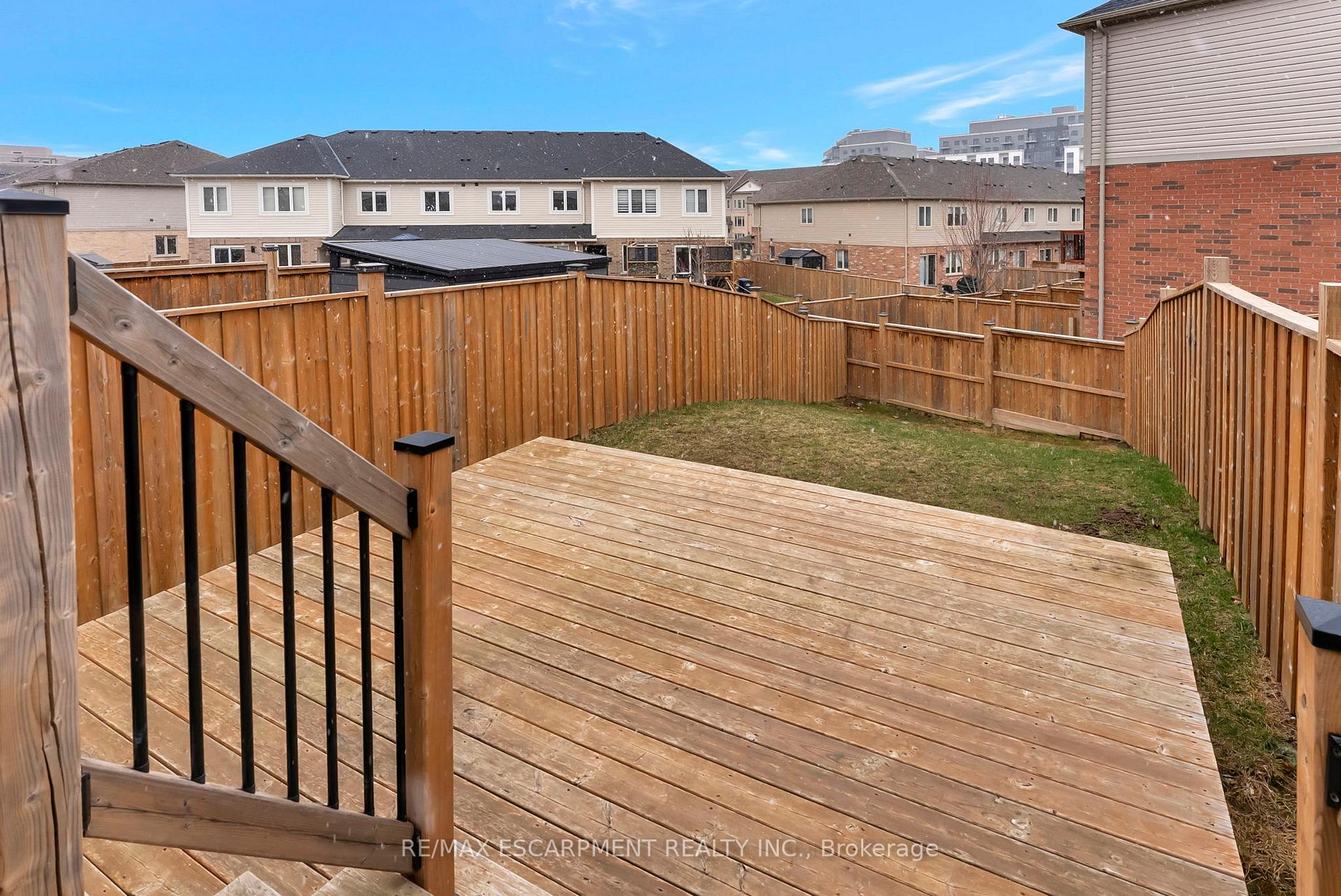 Photo 32 of 71 Pettitt Drive, Guelph, Grange Road — HOMEH