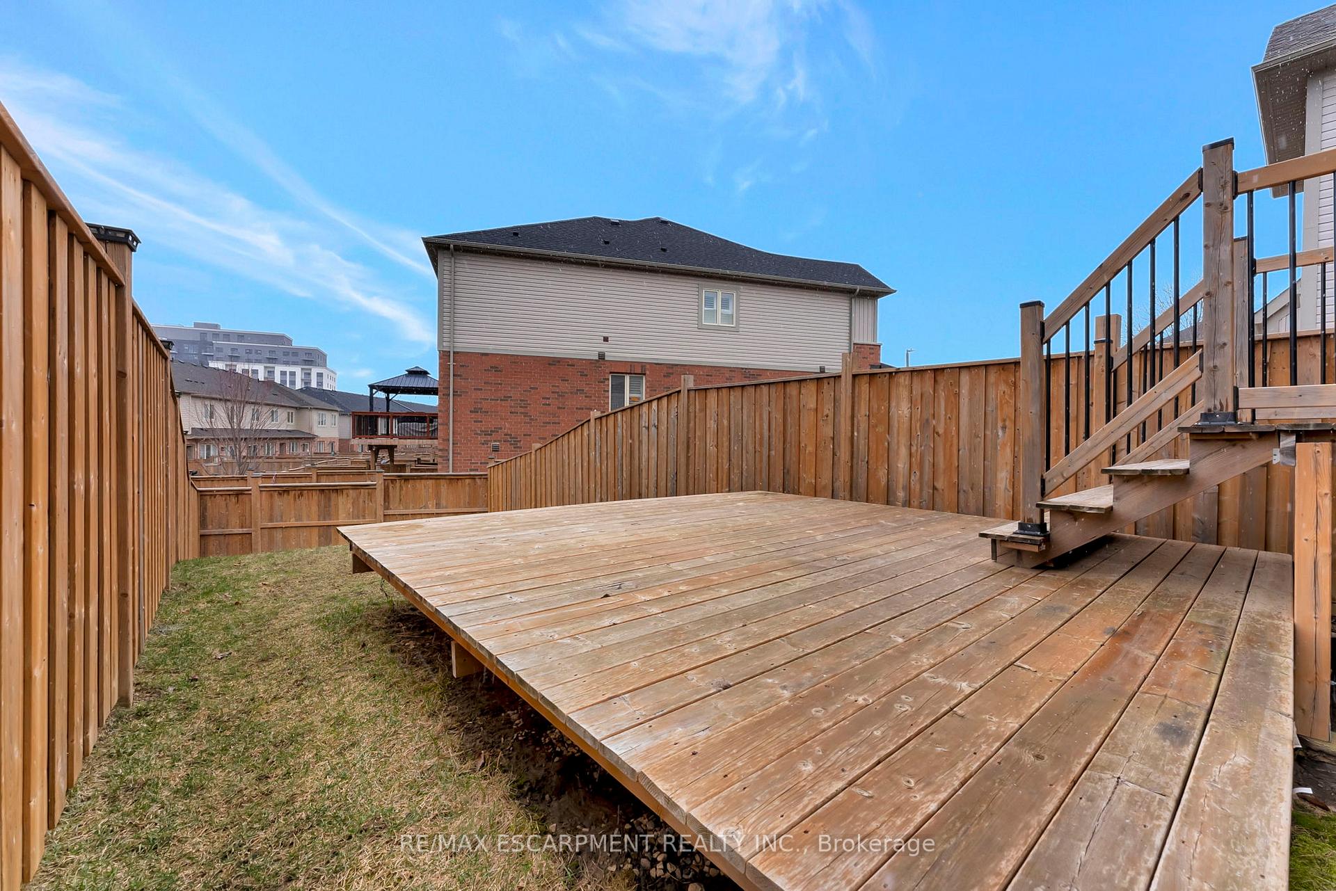 Photo 33 of 71 Pettitt Drive, Guelph, Grange Road — HOMEH