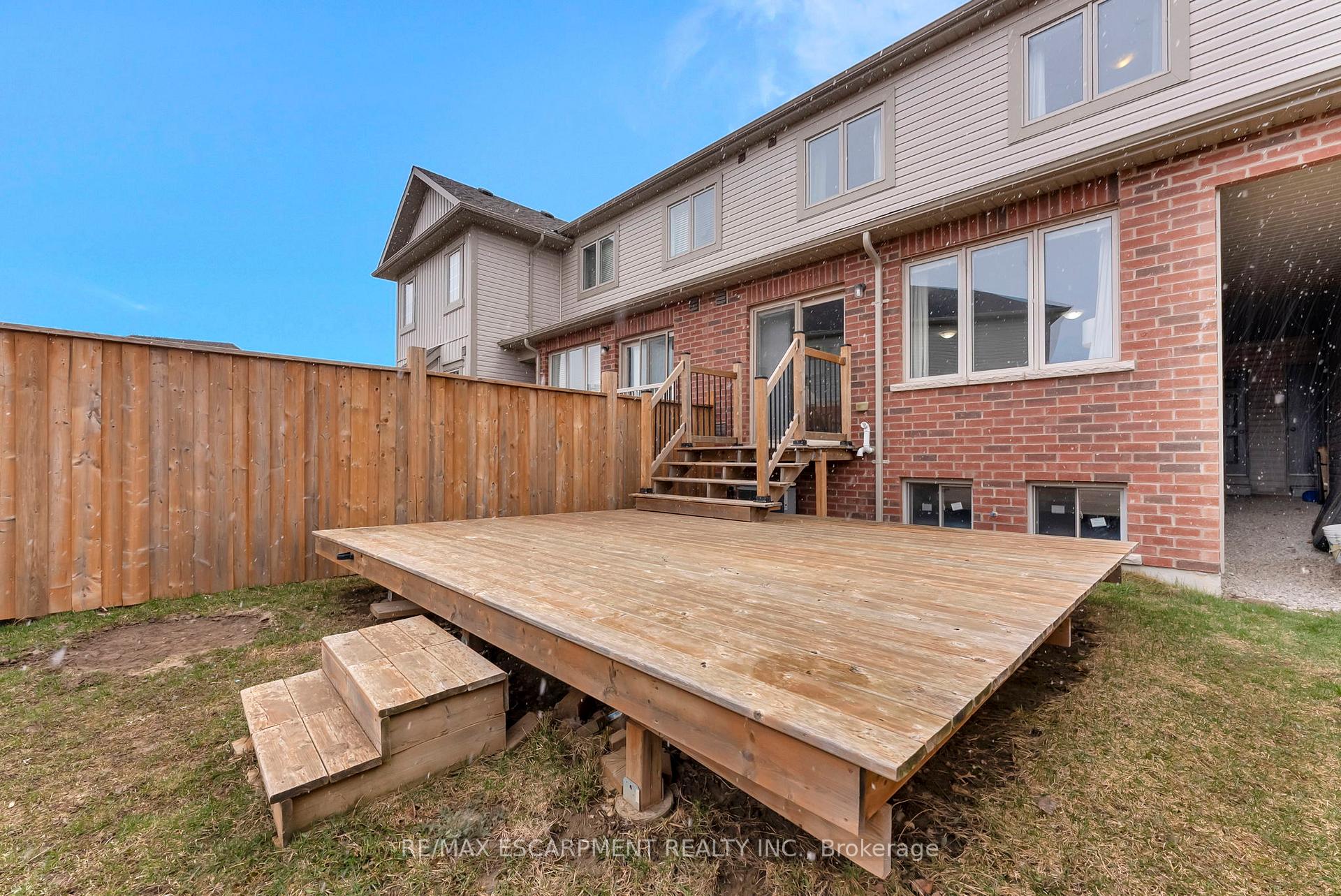 Photo 34 of 71 Pettitt Drive, Guelph, Grange Road — HOMEH