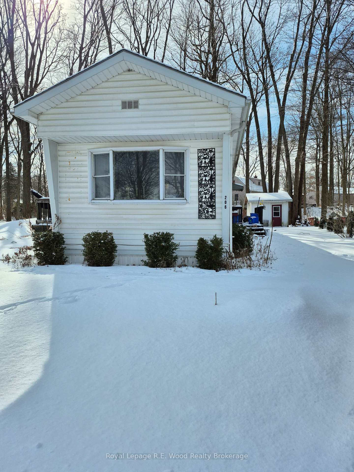 Photo 2 of 206 Oak Street, Bayham, Rural Bayham — HOMEH