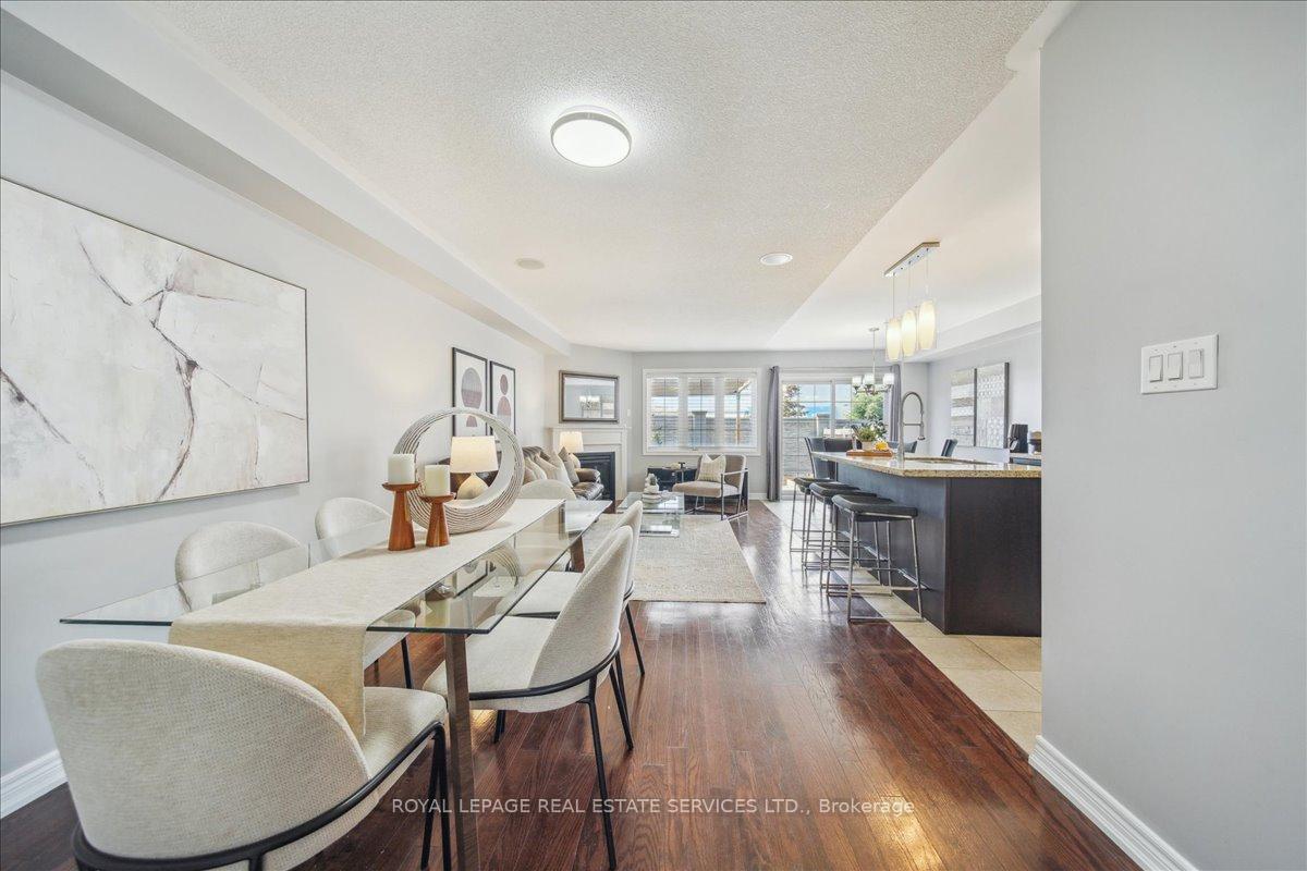 Photo 8 of 16 Beachville Circle, Brampton, Credit Valley — HOMEH