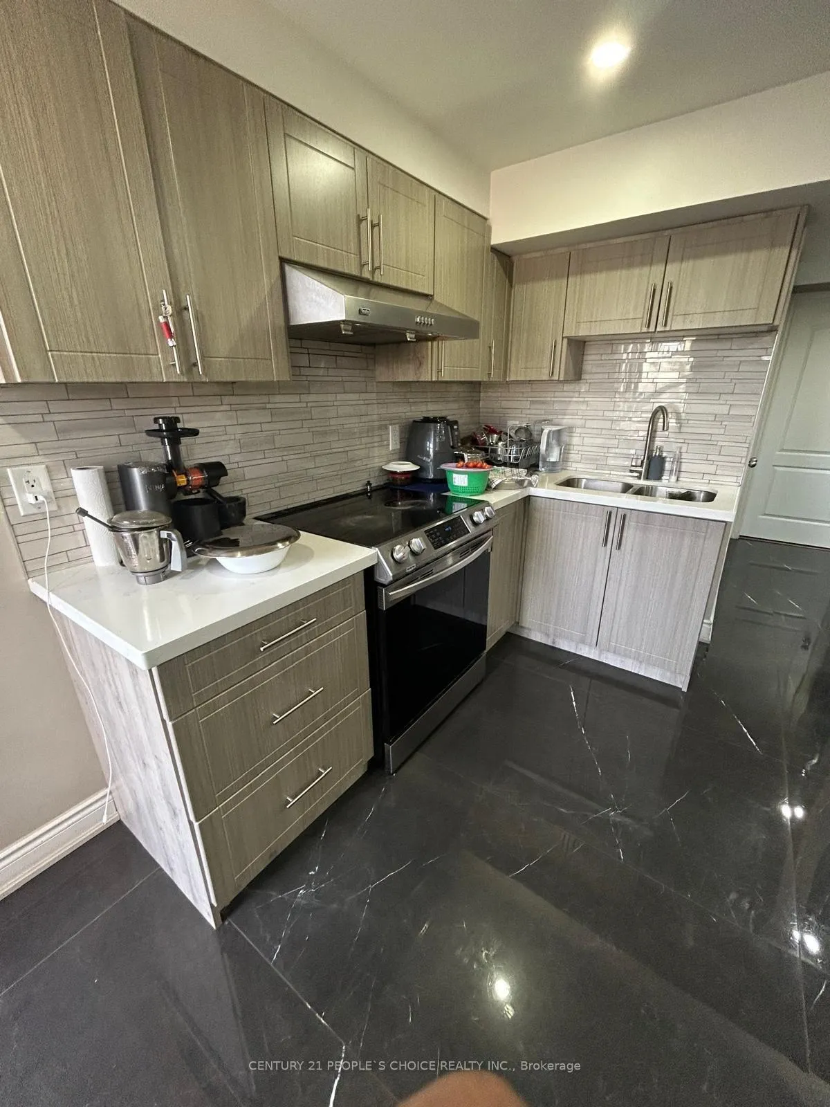 Photo 7 of Unit (Basement), 54 Ringway Road, Brampton, Northwest Brampton — HOMEH