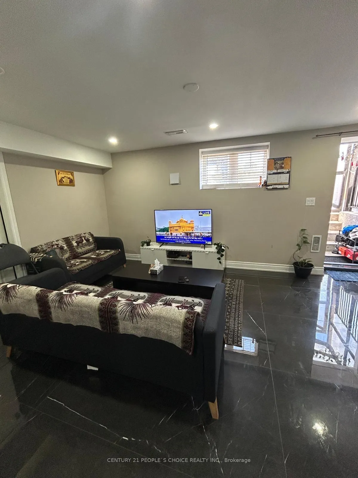 Photo 8 of Unit (Basement), 54 Ringway Road, Brampton, Northwest Brampton — HOMEH