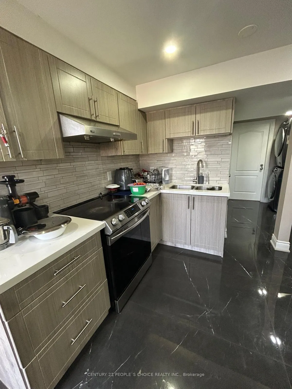 Photo 10 of Unit (Basement), 54 Ringway Road, Brampton, Northwest Brampton — HOMEH