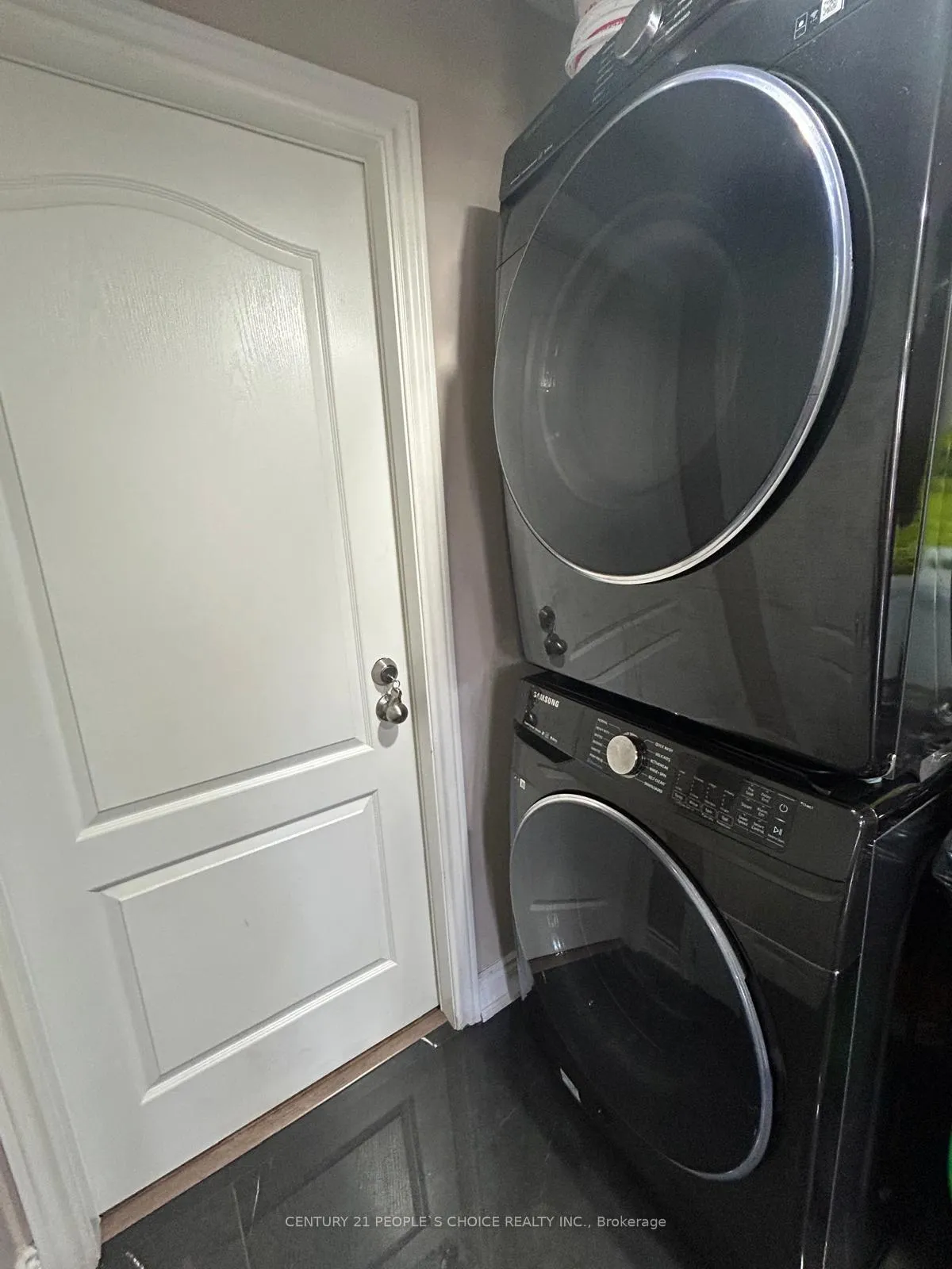 Photo 12 of Unit (Basement), 54 Ringway Road, Brampton, Northwest Brampton — HOMEH