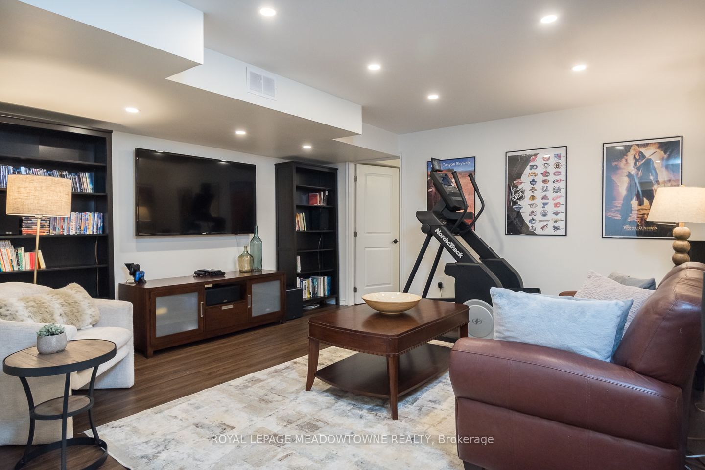 Photo 70 of Unit 2, 485 Pringle Avenue, Milton, Scott — HOMEH