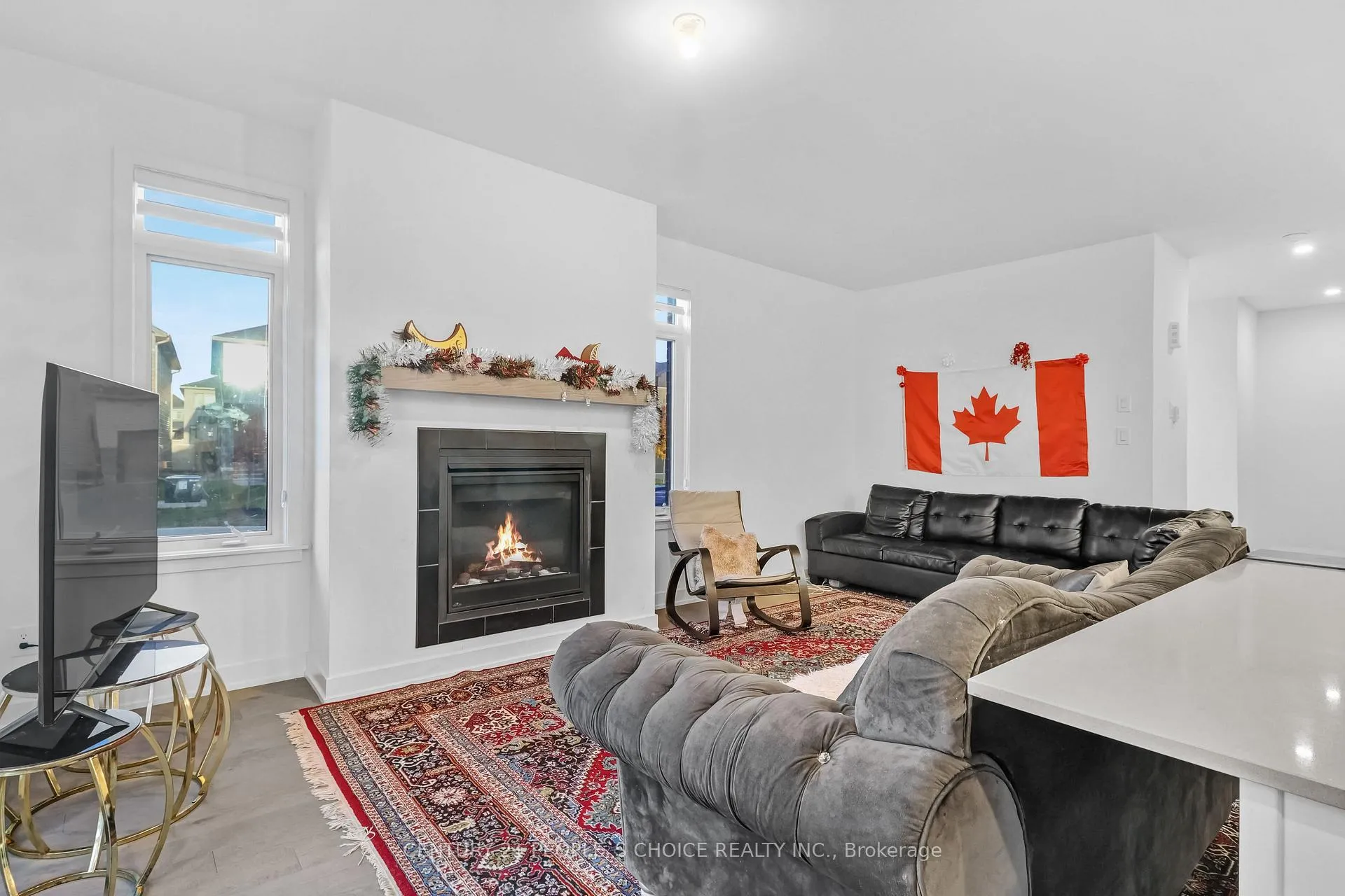 Photo 11 of 300 Makobe Lane, Ottawa, Riverside South/Gloucester Glen — HOMEH