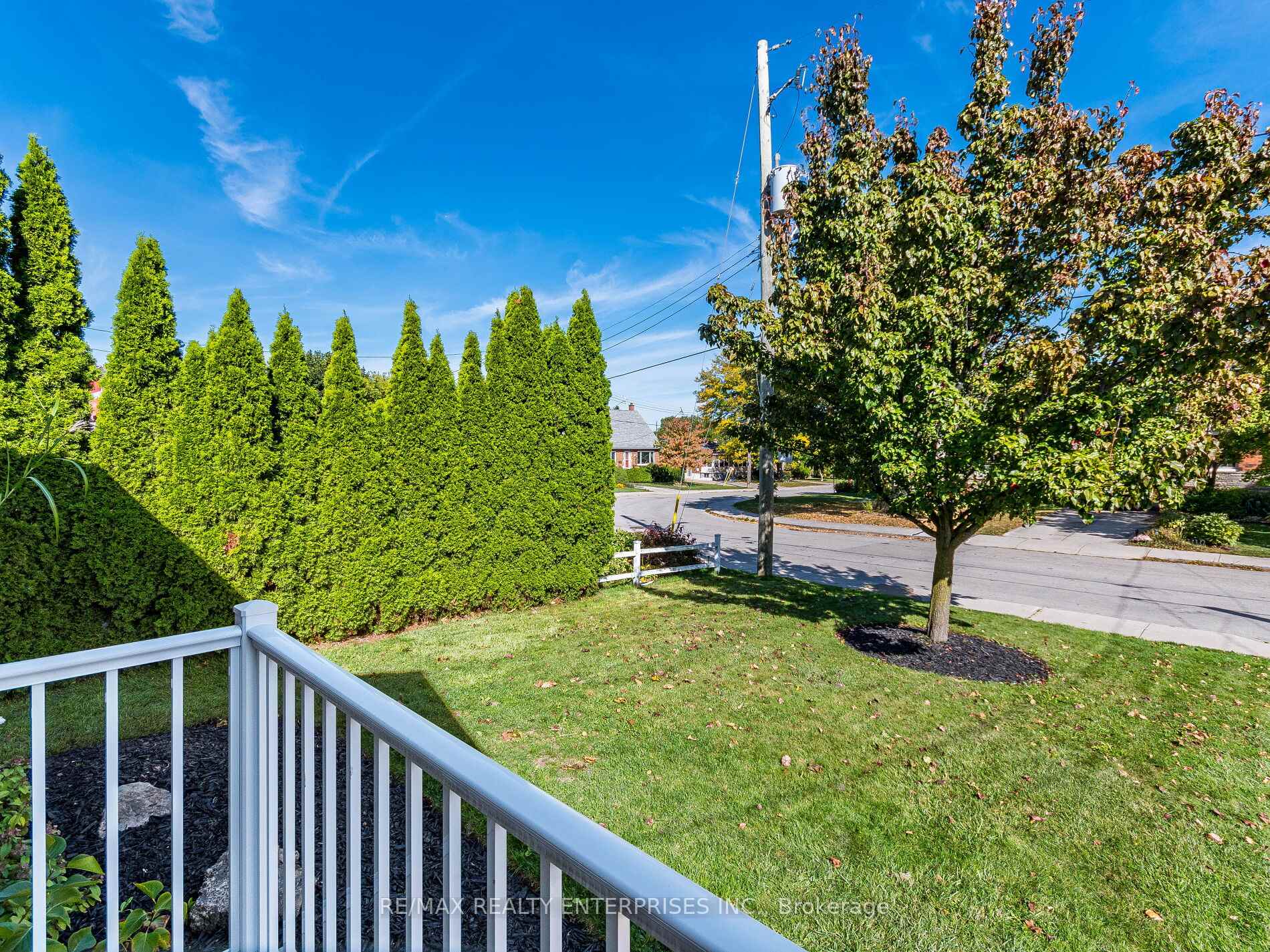 Photo 3 of 30 Alderney Avenue, Hamilton, Hill Park — HOMEH