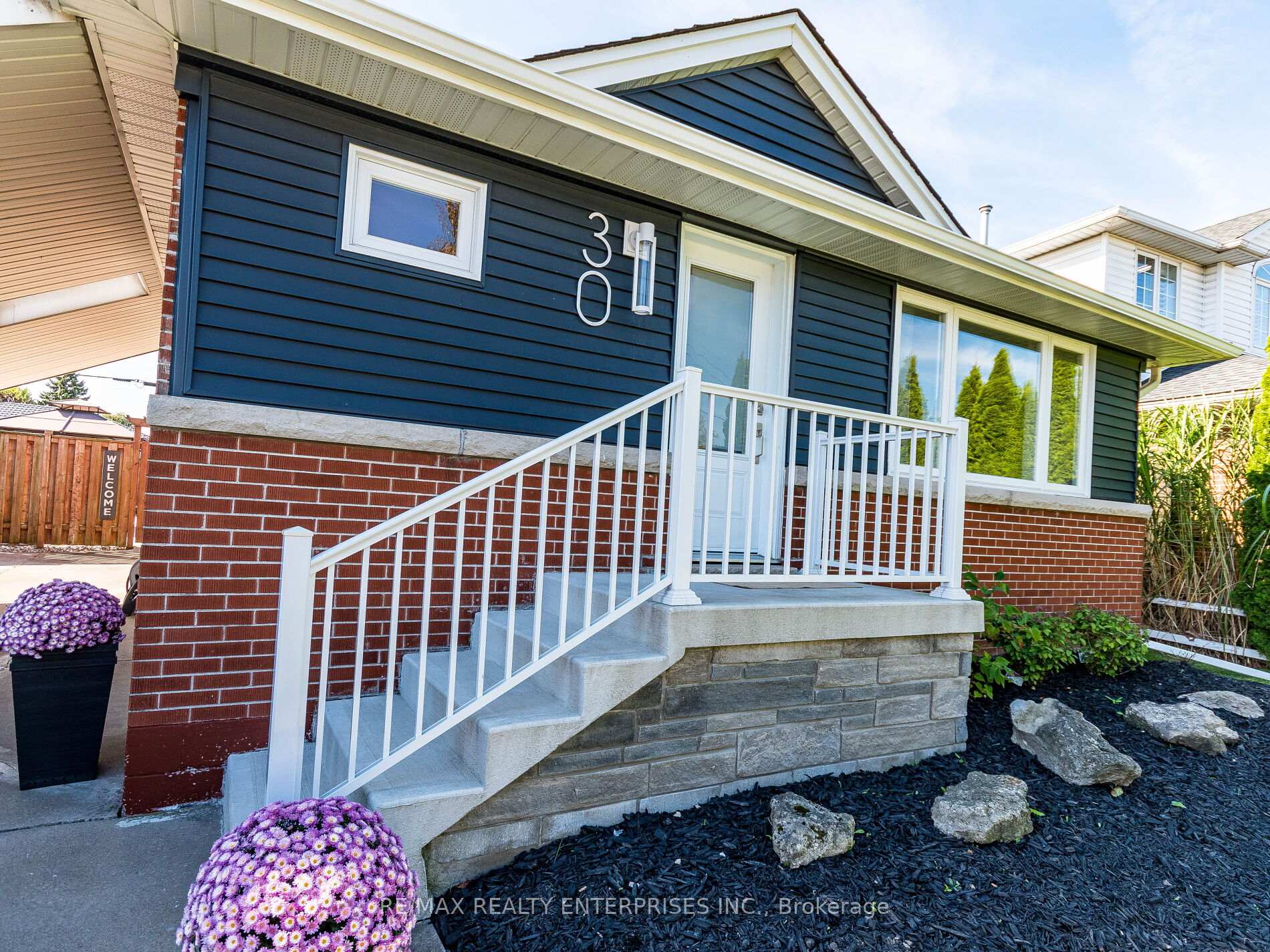 Photo 4 of 30 Alderney Avenue, Hamilton, Hill Park — HOMEH
