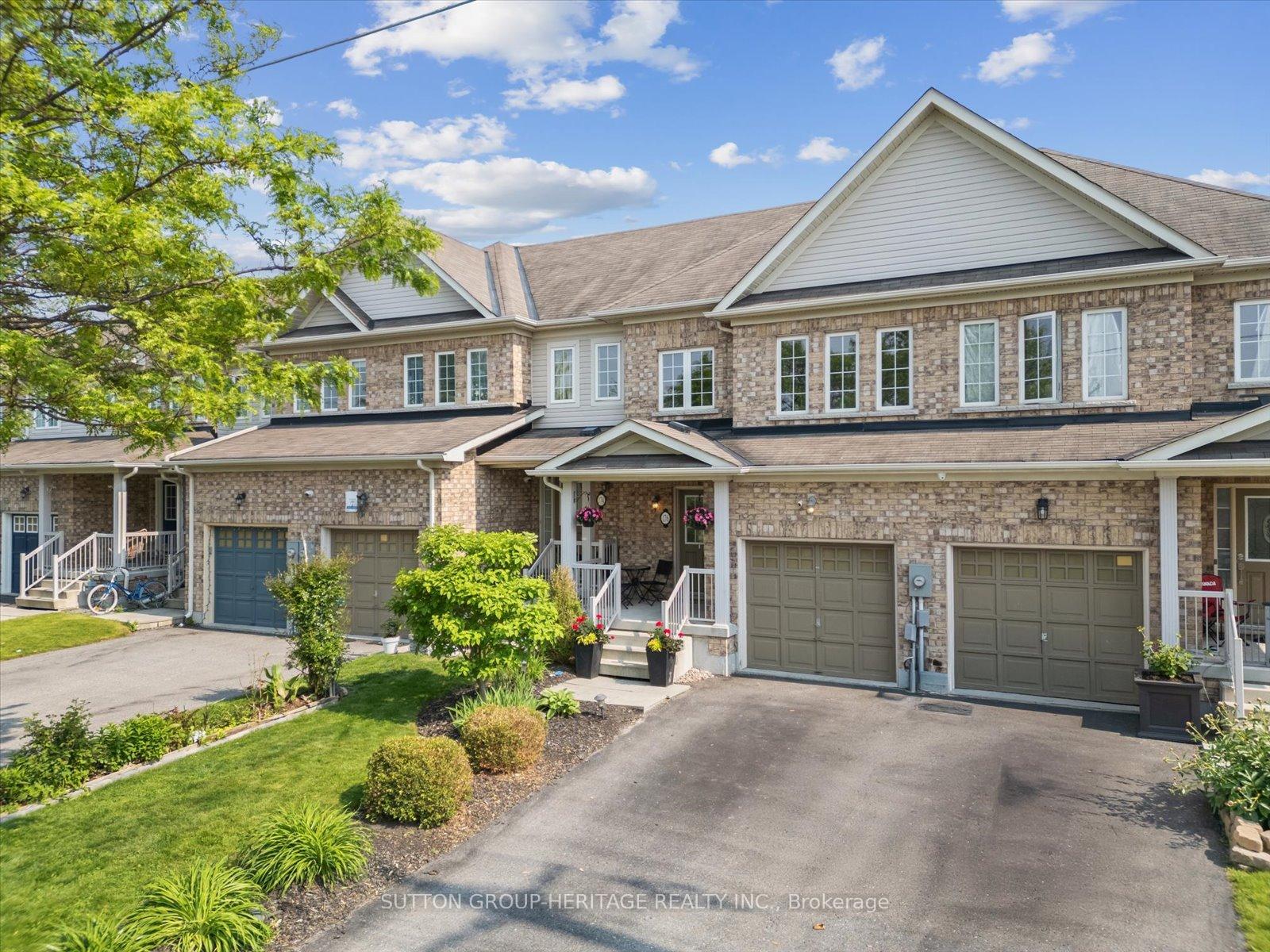 Photo 1 of 176 Dewell Crescent, Clarington, Courtice — HOMEH