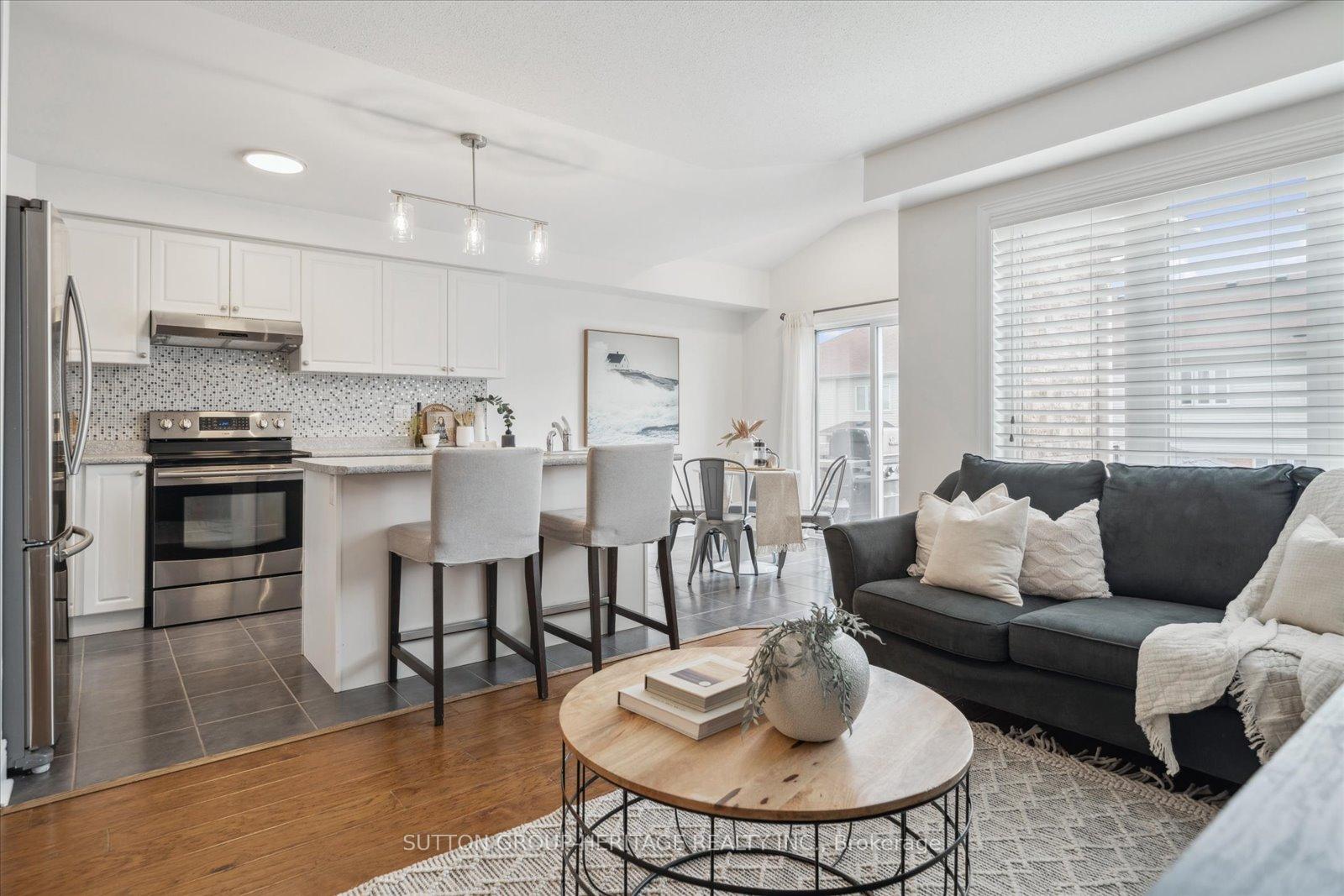 Photo 14 of 176 Dewell Crescent, Clarington, Courtice — HOMEH